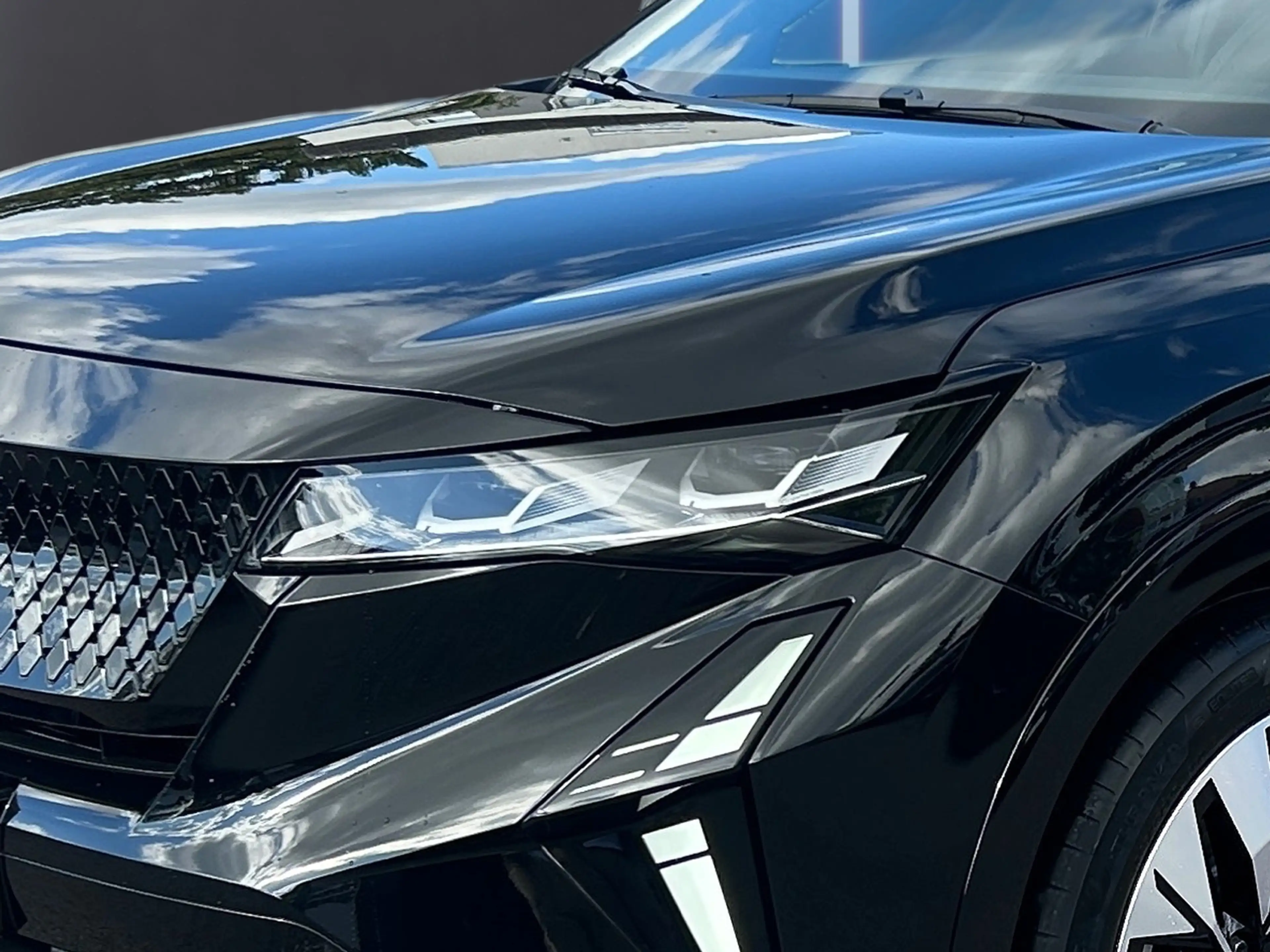 Renault Rafale RAFALE Techno Full Hybrid E-Tech 200 (MY26) — photo 9