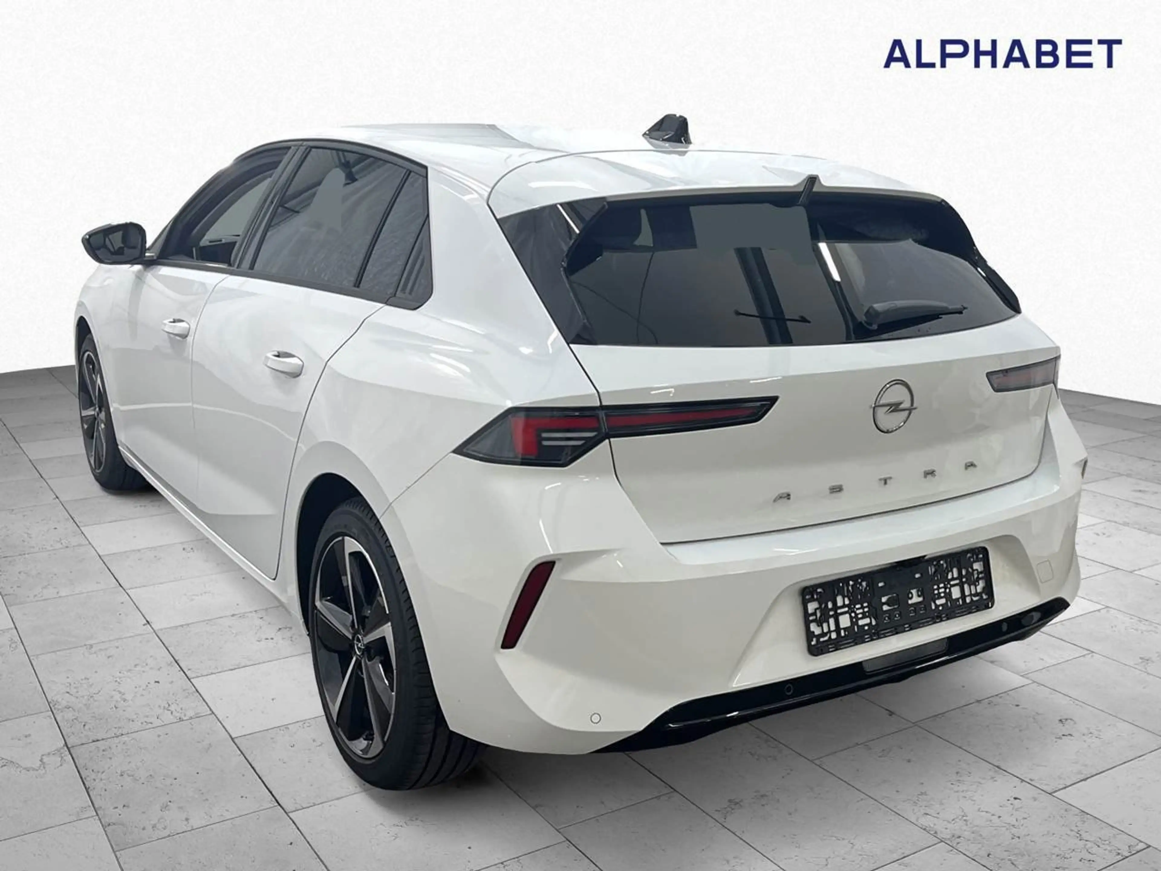 Opel Astra L 1.5 D Elegance Key Lane Navi RKam AUT — photo 9