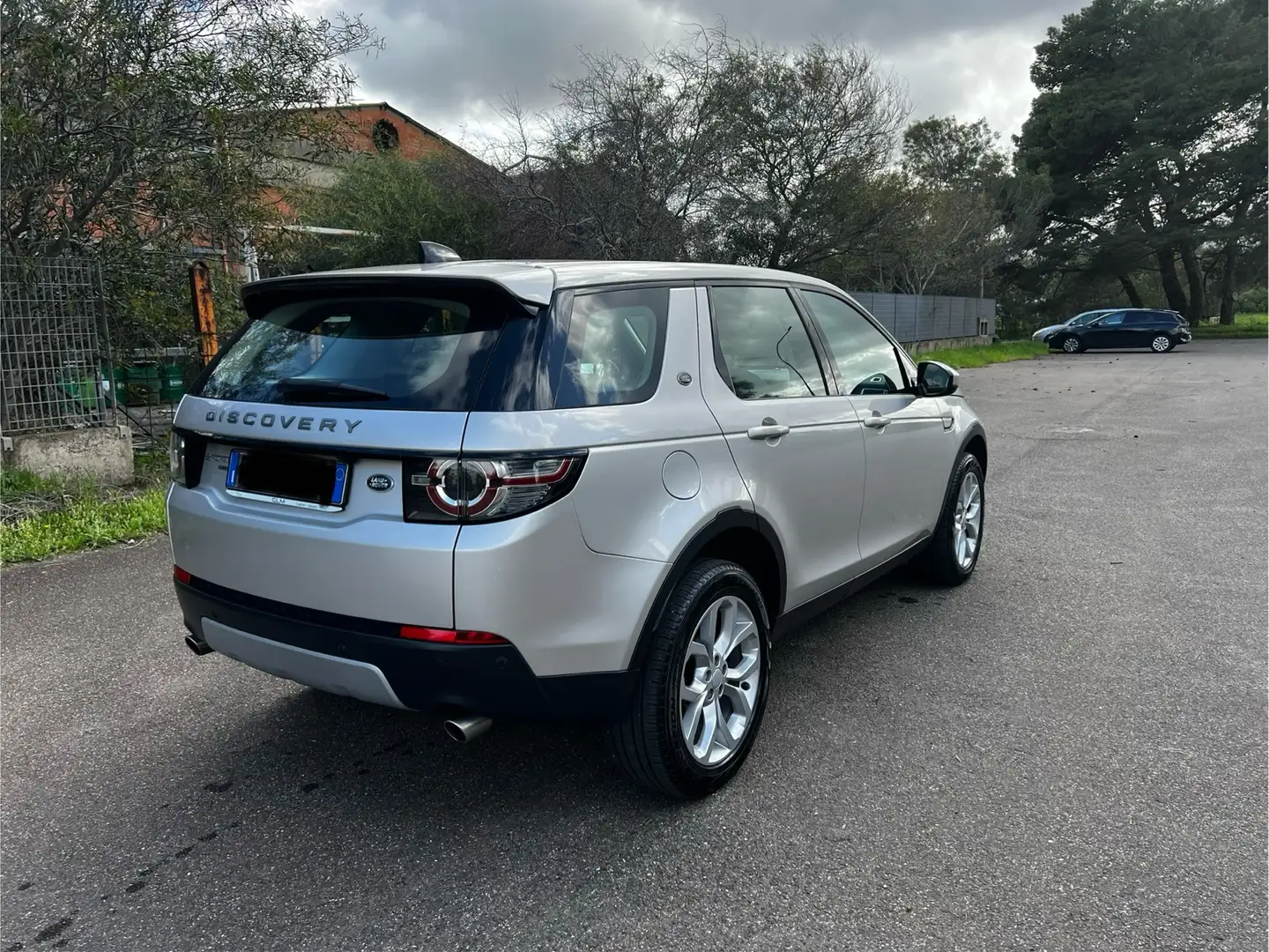 Land Rover Discovery Sport 2.0 td4 HSE Luxury awd 180cv auto Beige - 2