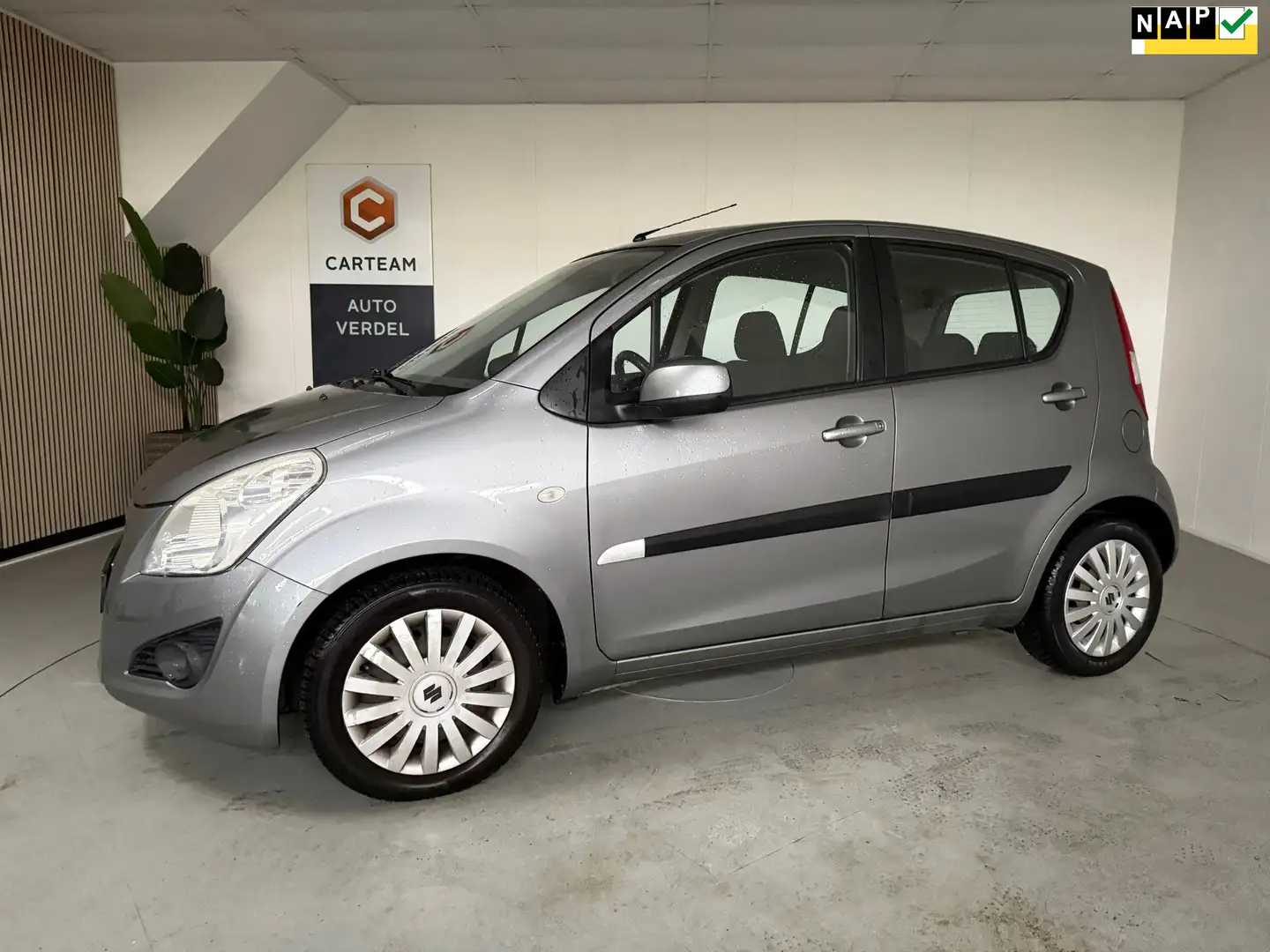 Suzuki Splash 1.2 Comfort EASSS Airco Gris - 1