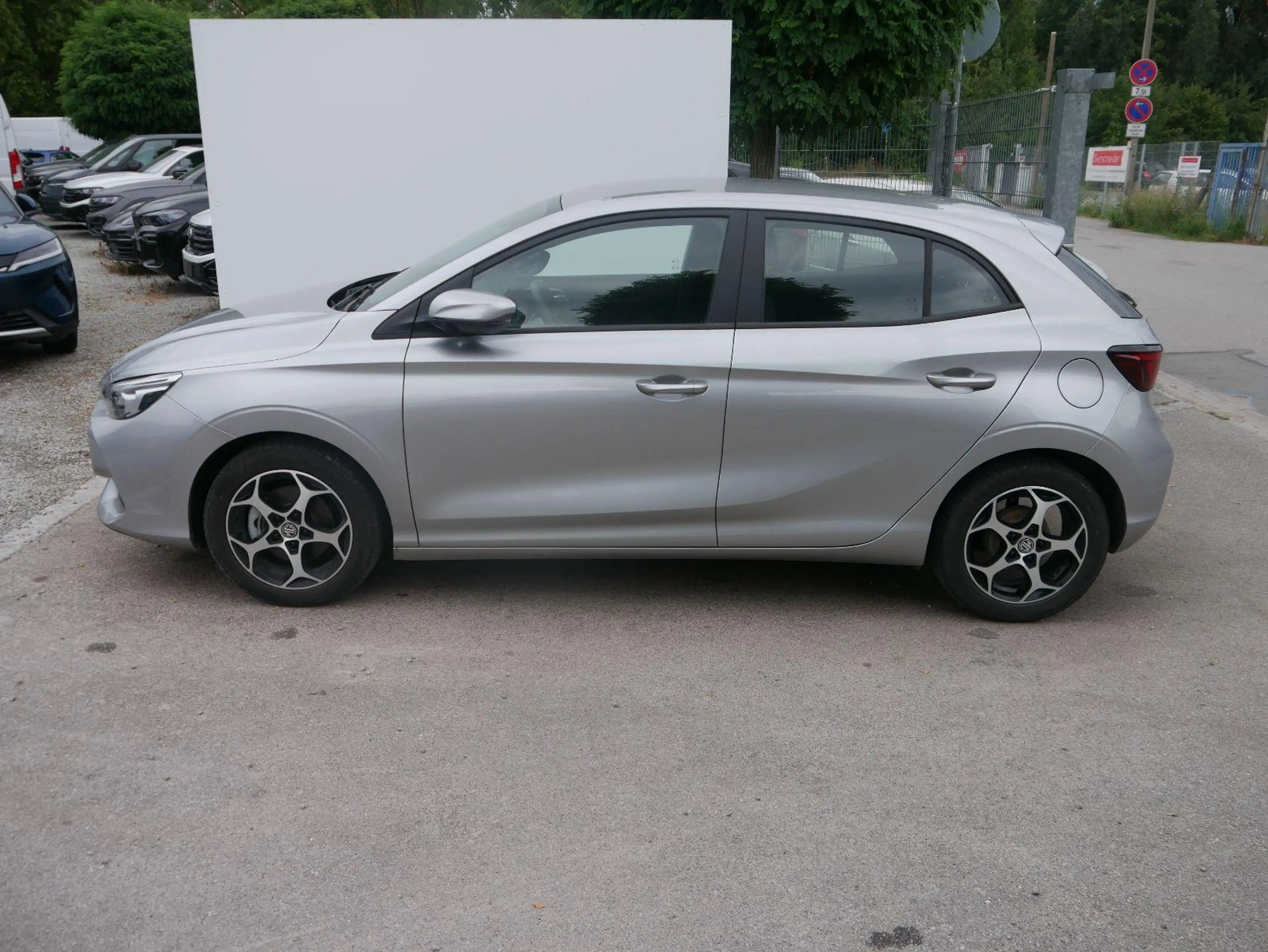 MG MG3 Comfort 1.5 VTi-tech*NAVI*RÜCKFAHRKAMERA*LED*PD... — photo 3