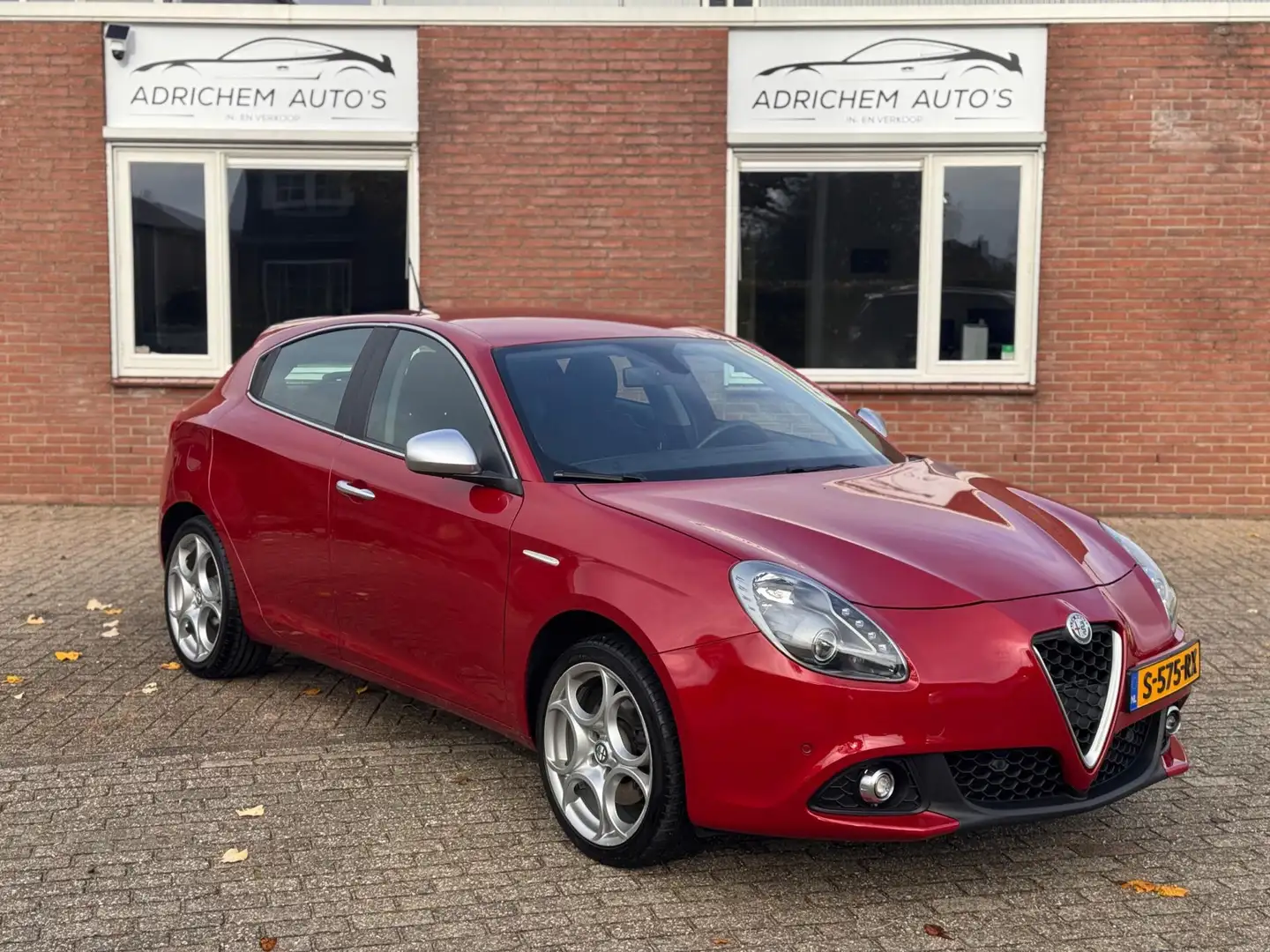 Alfa Romeo Giulietta 1.4 Turbo MultiAir Super Automaat stoelverwarming Rosso - 1