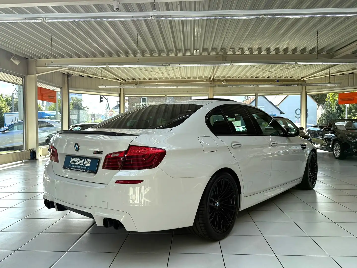 BMW M5 Shadow-Line Head-Up Schiebedach LED H&K Weiß - 2