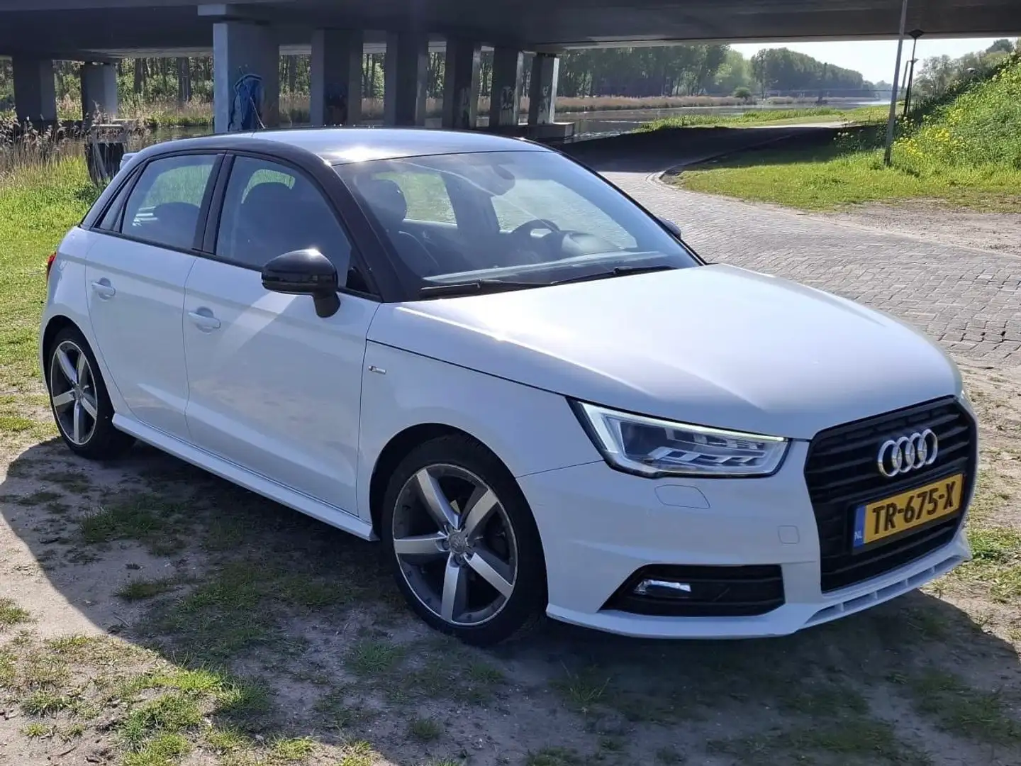 Audi A1 A1 1.0 TFSI Sp. Pro L S Wit - 1