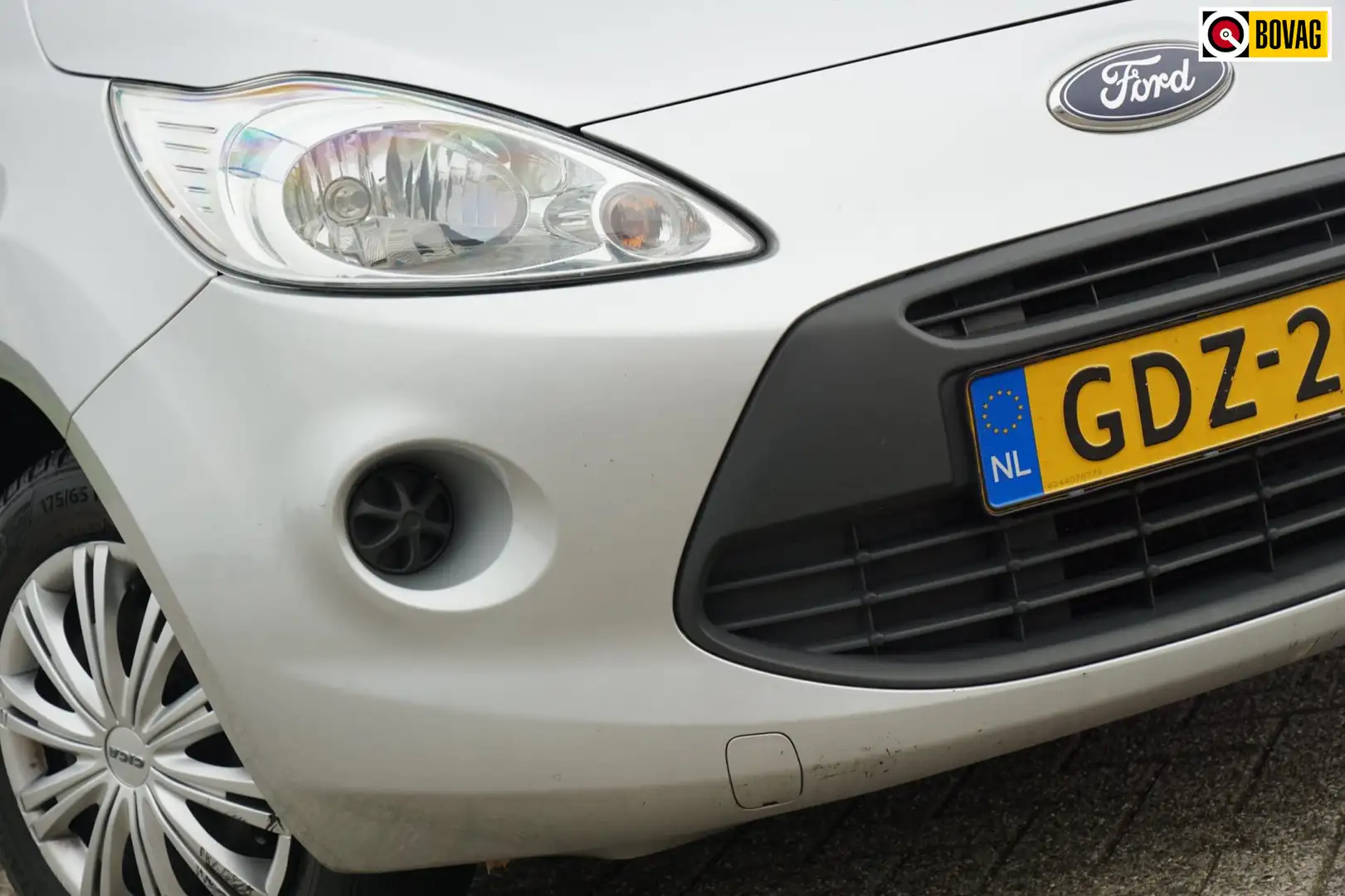 Ford Ka/Ka+ 1.2 Champions Edition - Moondust Silver - 125dkm - Grau - 1