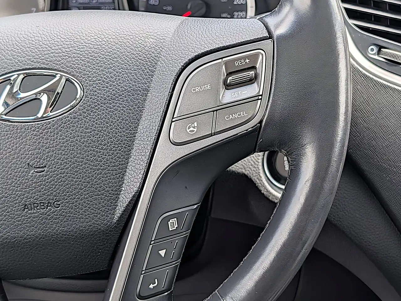 Hyundai SANTA FE fotografie Hyundai SANTA FE