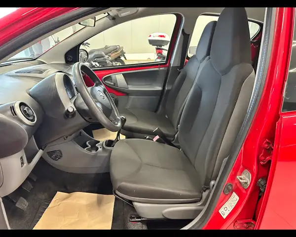 Toyota Aygo view 7