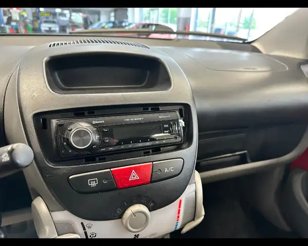 Toyota Aygo view 11