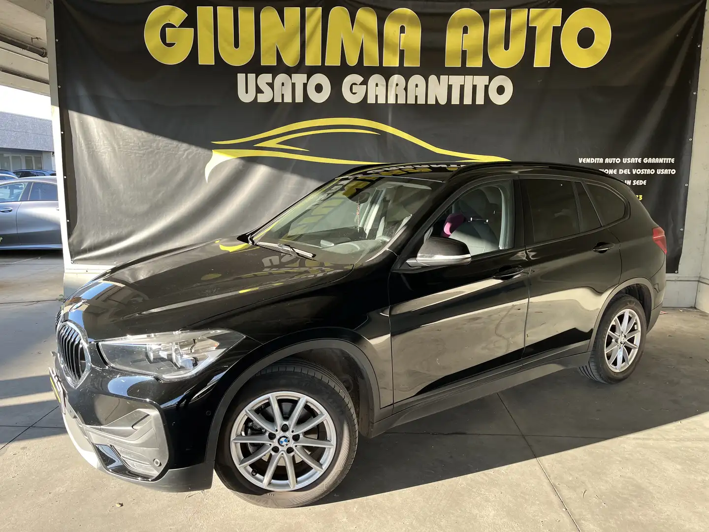 BMW X1 X1 sdrive18i Advantage 136cv Noir - 1
