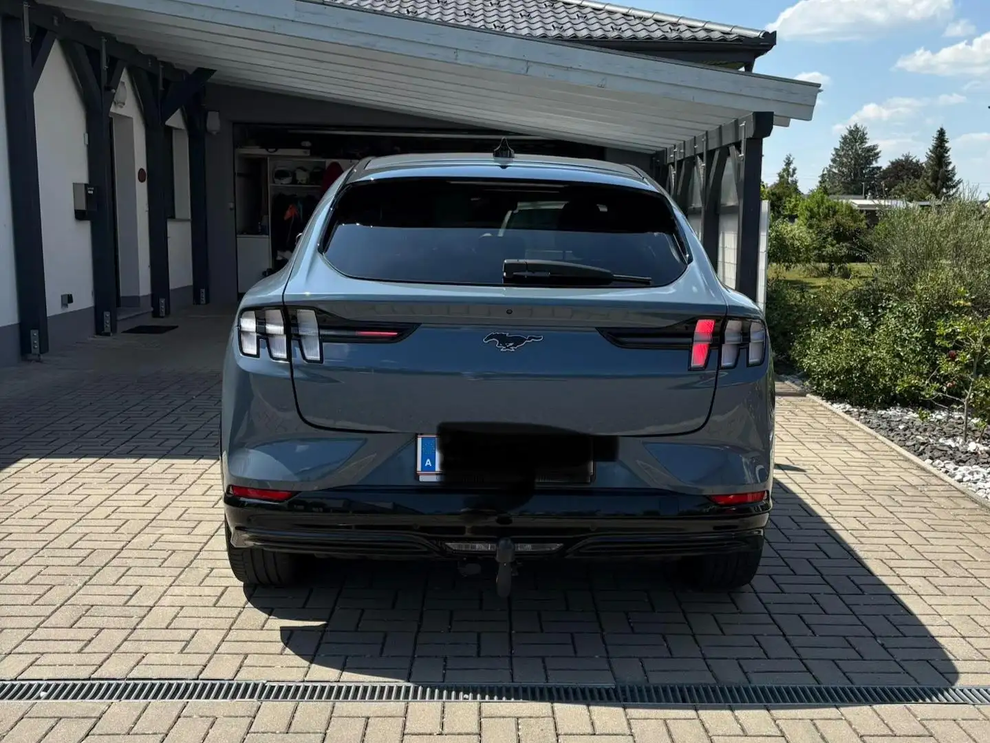 Ford Mustang Mach-E Mustang Mach-E Elektro 91kWh Extended Range Premium Extended Range Premium Blau - 2