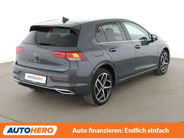 Volkswagen Golf view 6