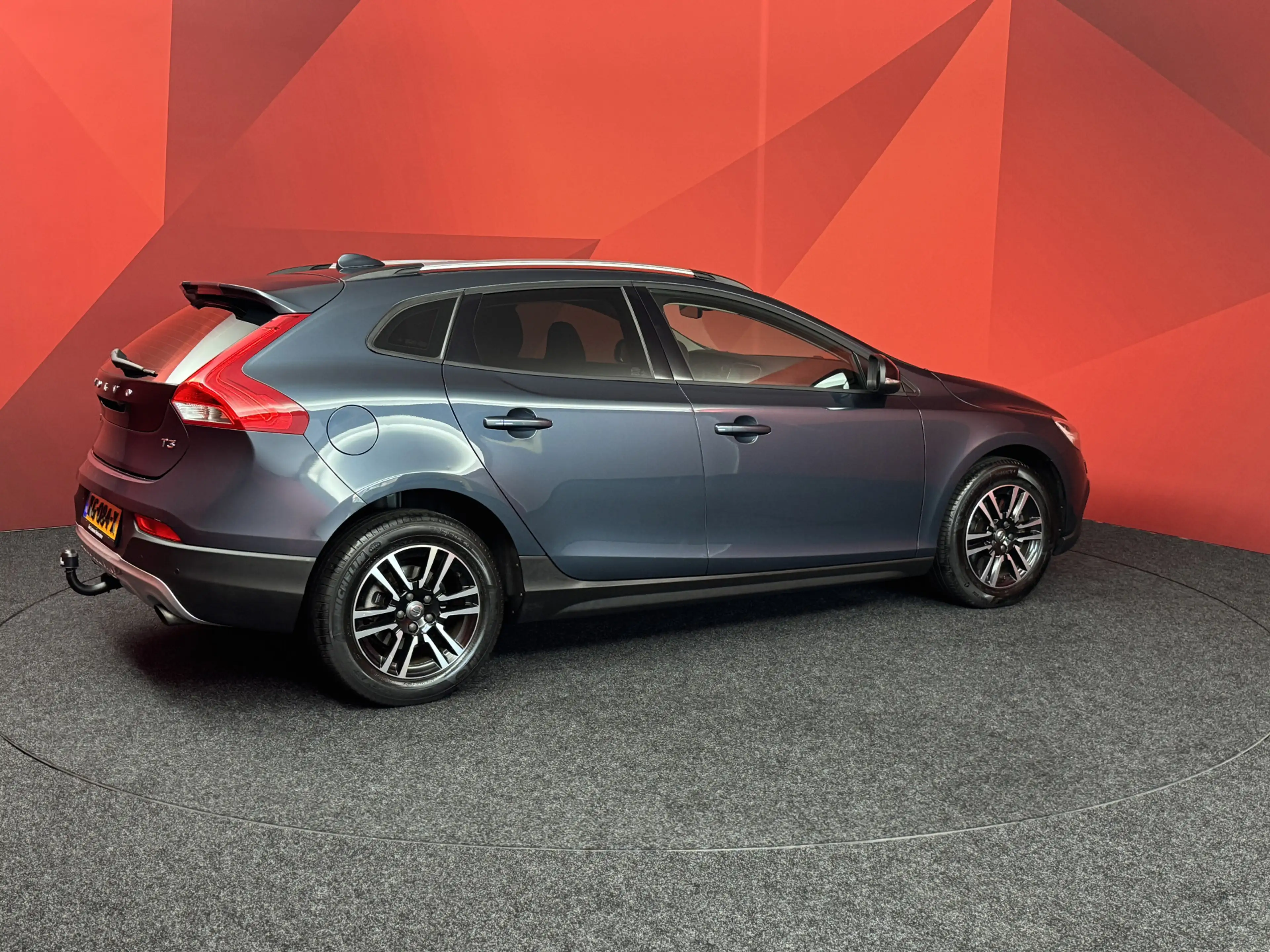 Volvo V40 Cross Country 1.5 T3 Nordic+ | Automaat | Navigatie | Climate Co — photo 10