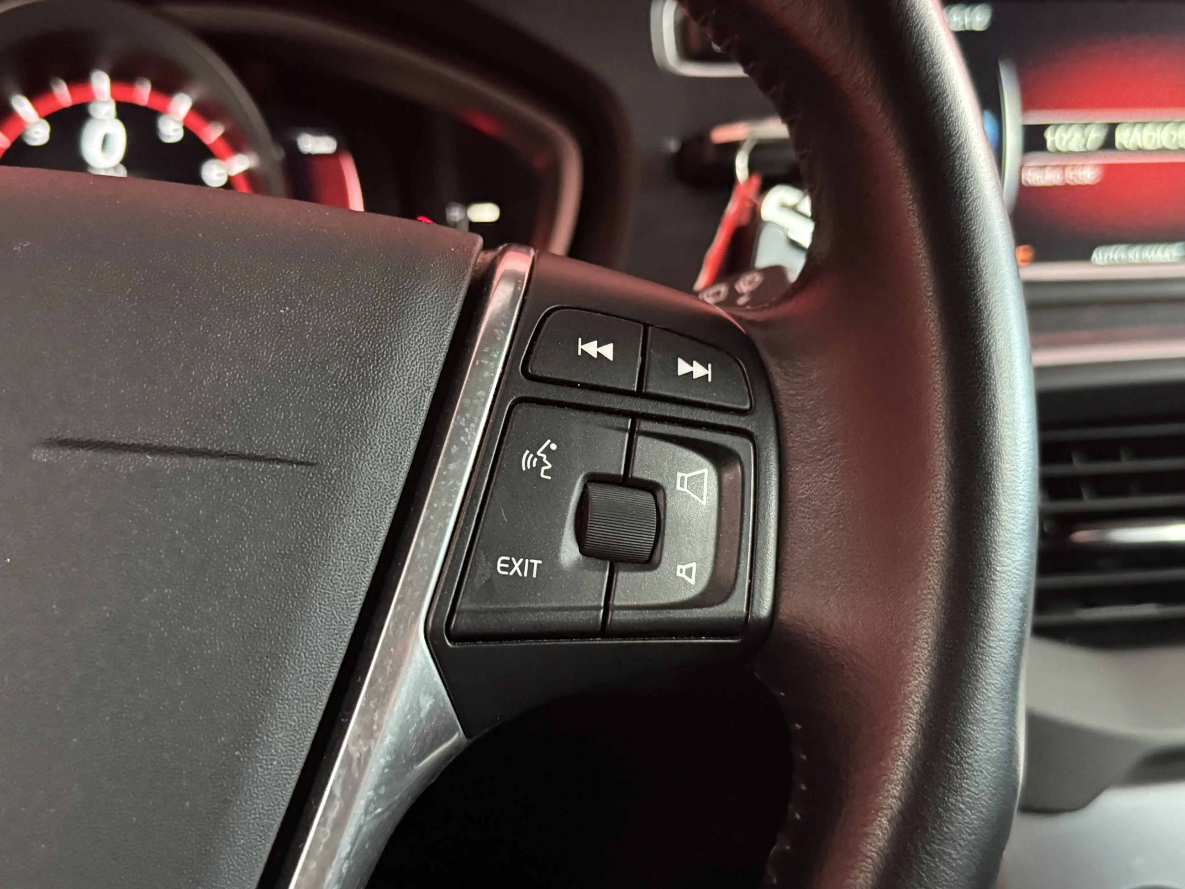 Volvo V40 Cross Country 1.5 T3 Nordic+ | Automaat | Navigatie | Climate Co — photo 14