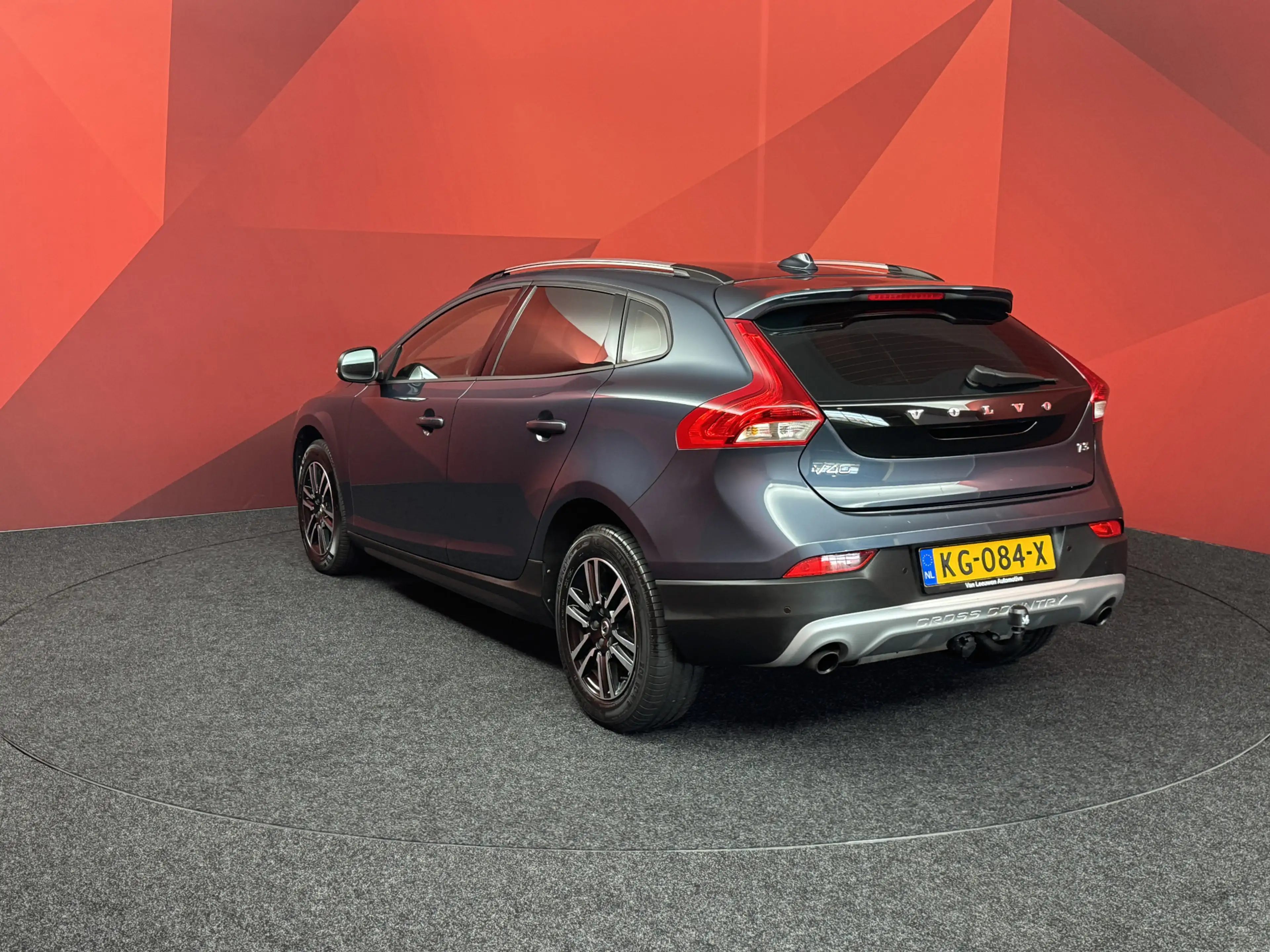 Volvo V40 Cross Country 1.5 T3 Nordic+ | Automaat | Navigatie | Climate Co — photo 6