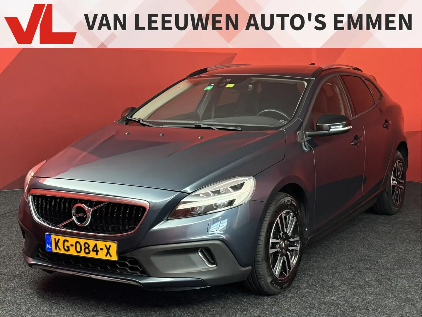 Volvo V40 Cross Country 1.5 T3 Nordic+ | Automaat | Navigatie | Climate Co Bleu - 1