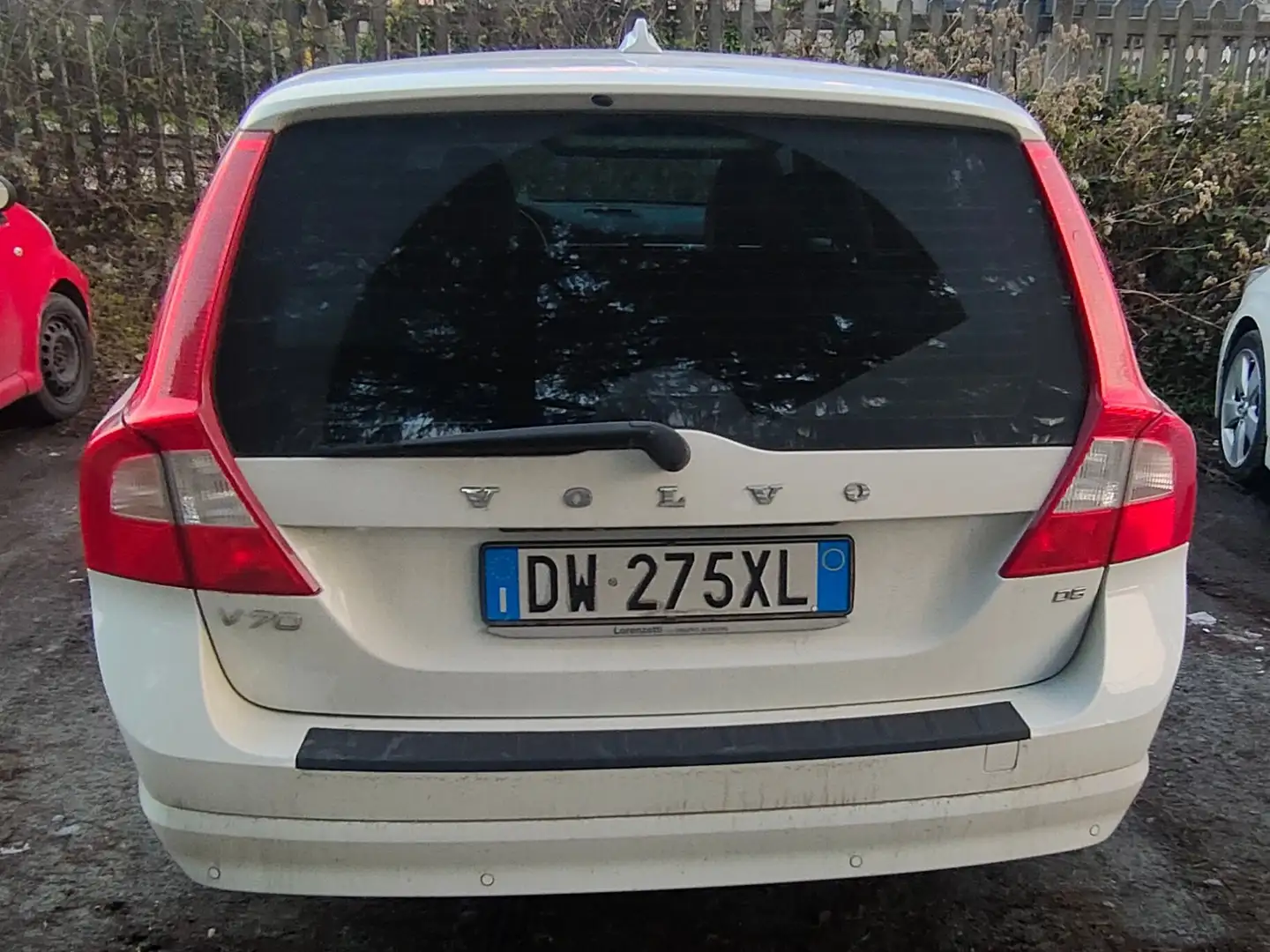 Volvo V70 V70 III 2007 2.4 d5 Momentum 185cv Blanco - 1