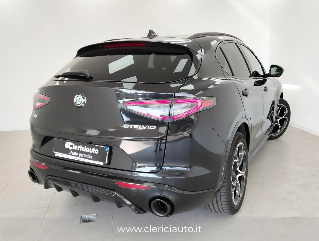 Alfa Romeo Stelvio 2024