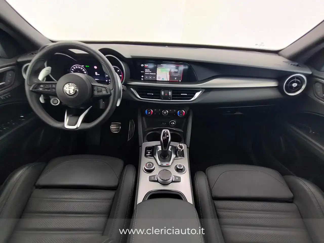 Alfa Romeo Stelvio 2024