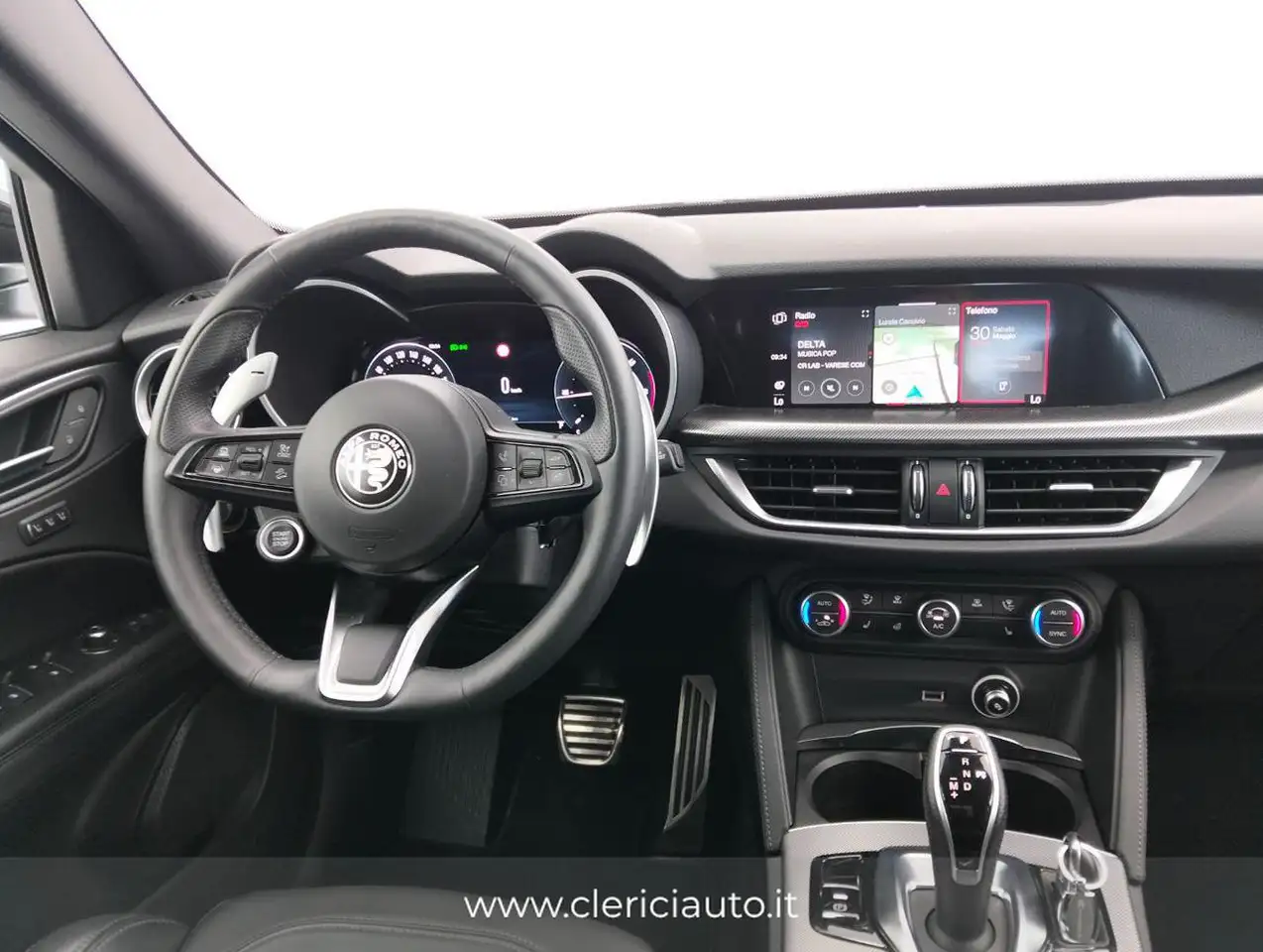 Alfa Romeo Stelvio 2024 — фото 11