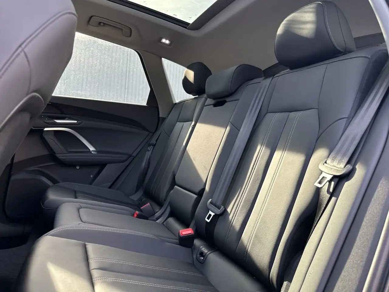 Audi Q5 снимка Audi Q5
