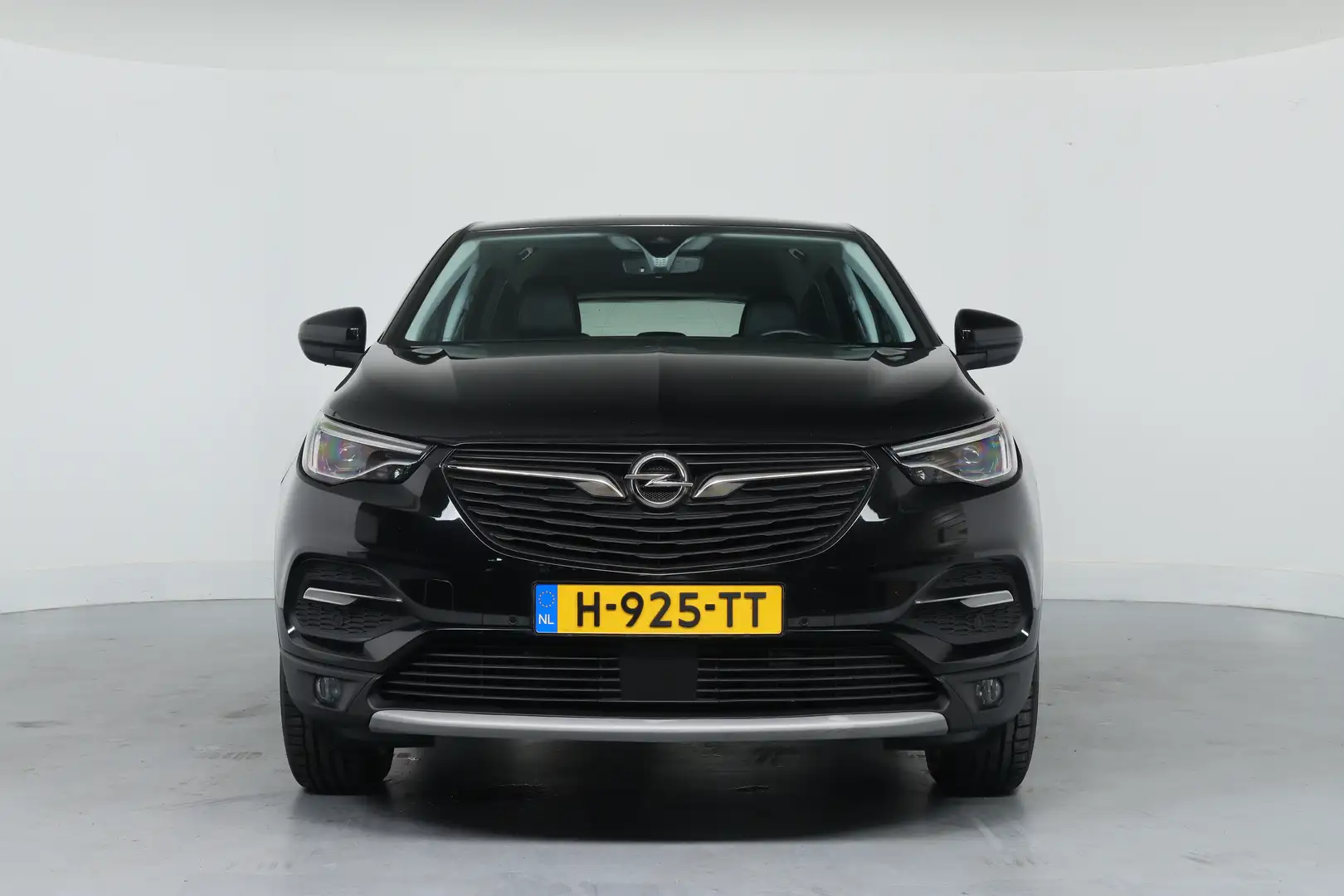 Opel Grandland X 1.6 Turbo Hybrid Business Executive | AGR | Camera Zwart - 2