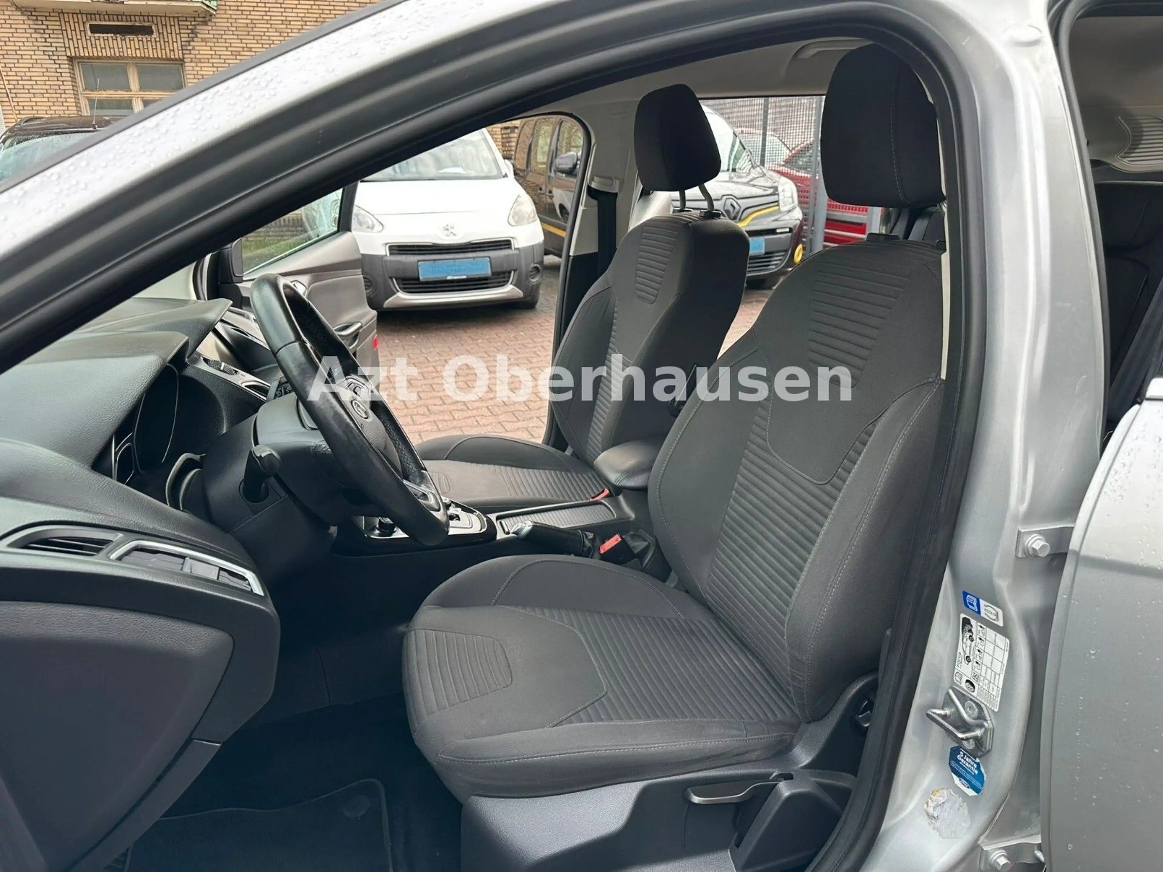 Ford Focus Turnier Titanium*AUTOMATIK*ZAHNRIEMEN NEU* — photo 11