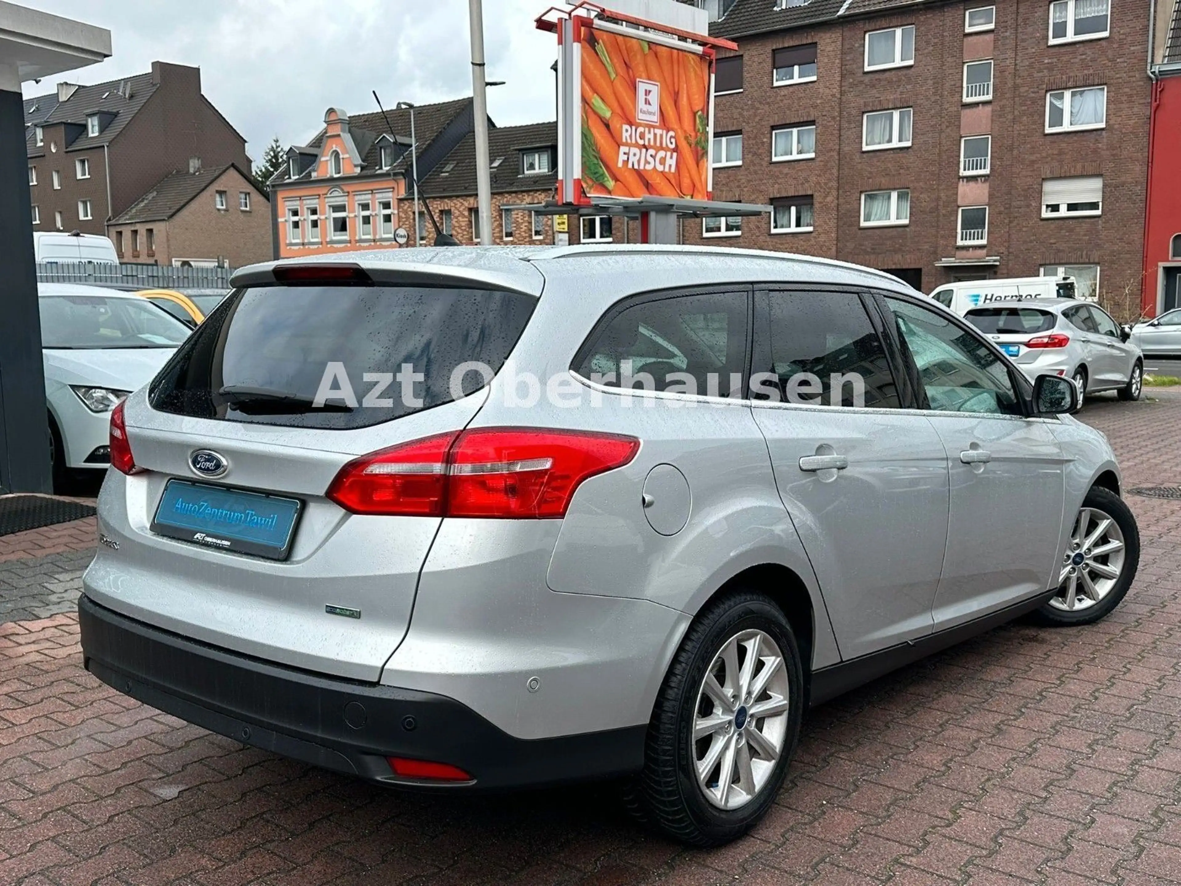 Ford Focus Turnier Titanium*AUTOMATIK*ZAHNRIEMEN NEU* — photo 8