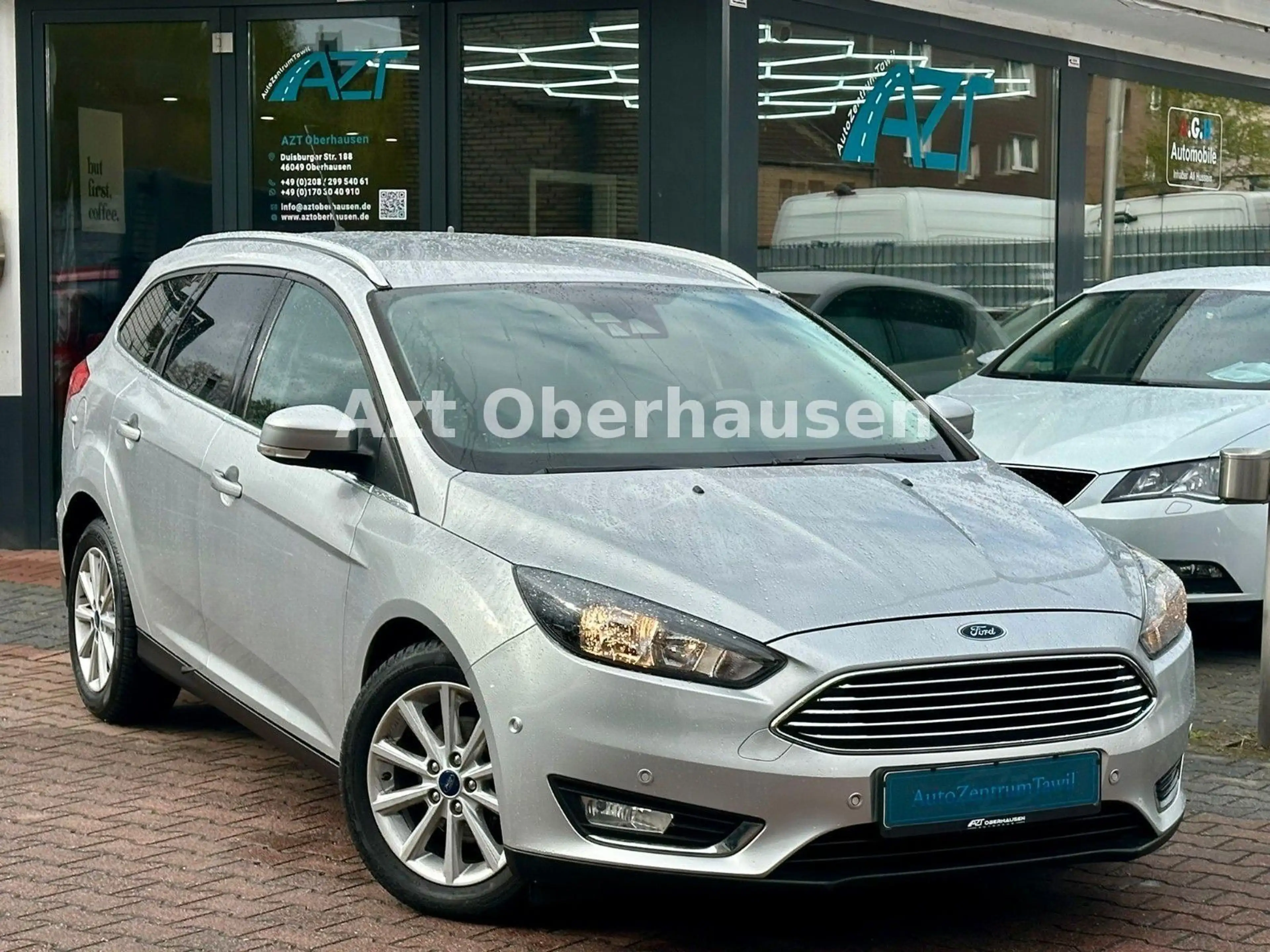 Ford Focus Turnier Titanium*AUTOMATIK*ZAHNRIEMEN NEU*