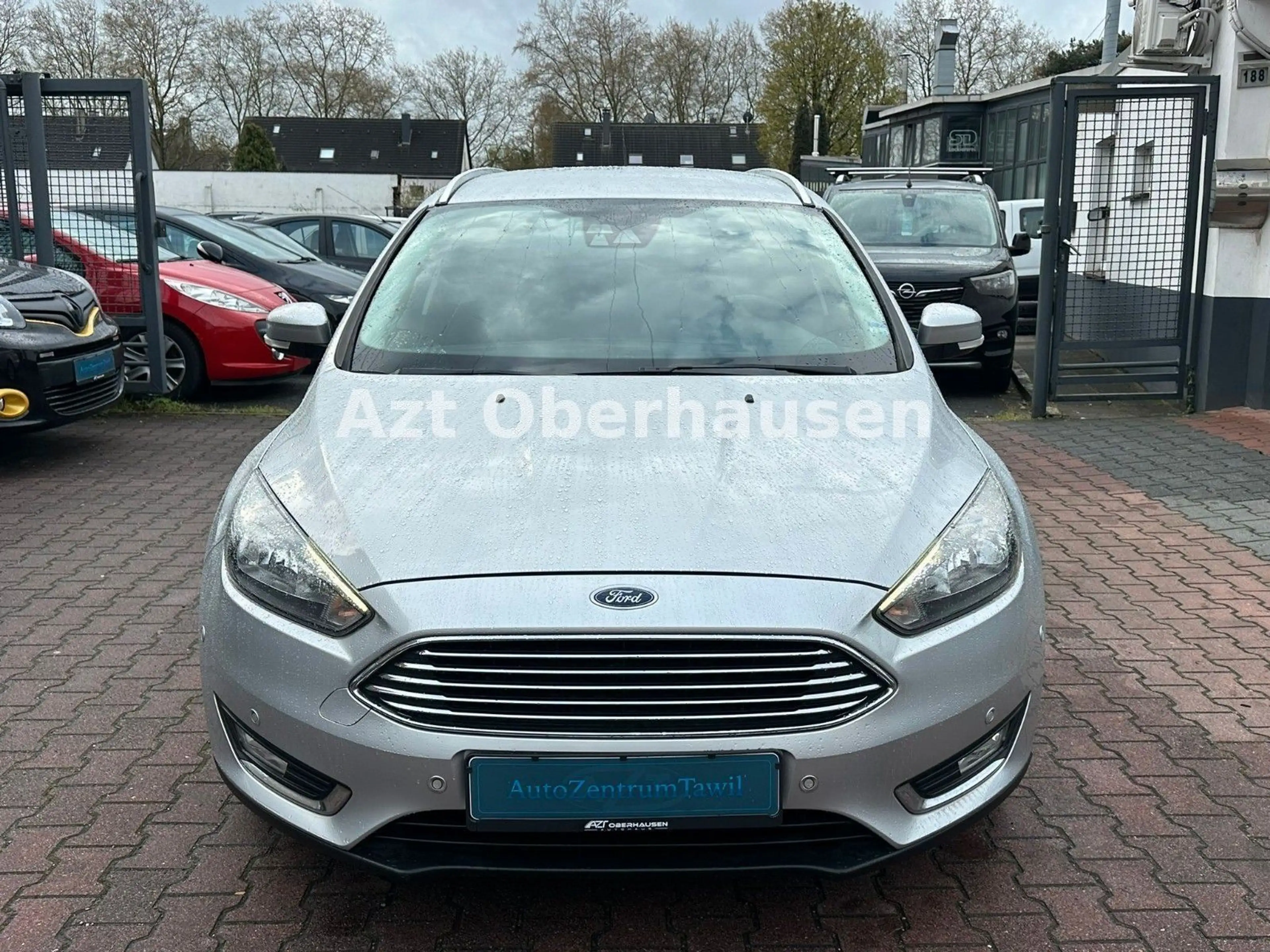 Ford Focus Turnier Titanium*AUTOMATIK*ZAHNRIEMEN NEU* — photo 4