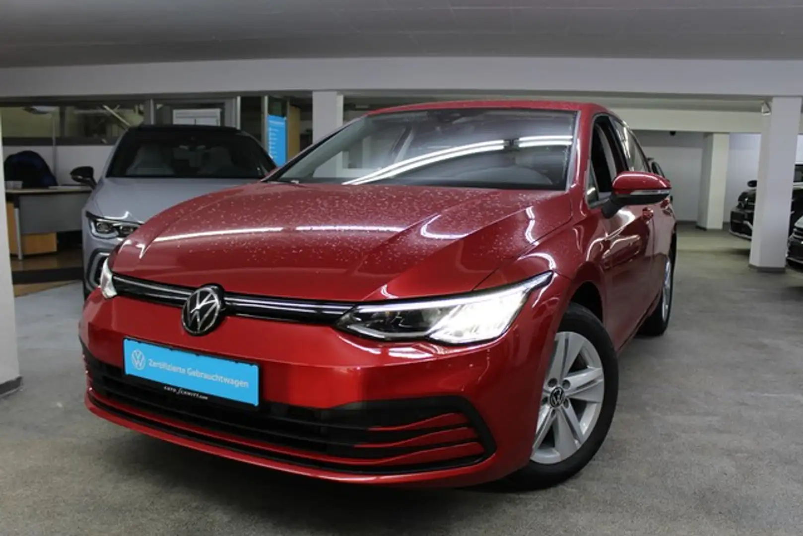 Volkswagen Golf Life 1.5 eTSI DSG LED+NAVI+ACC+PDC+LM-FELGEN Rouge - 2