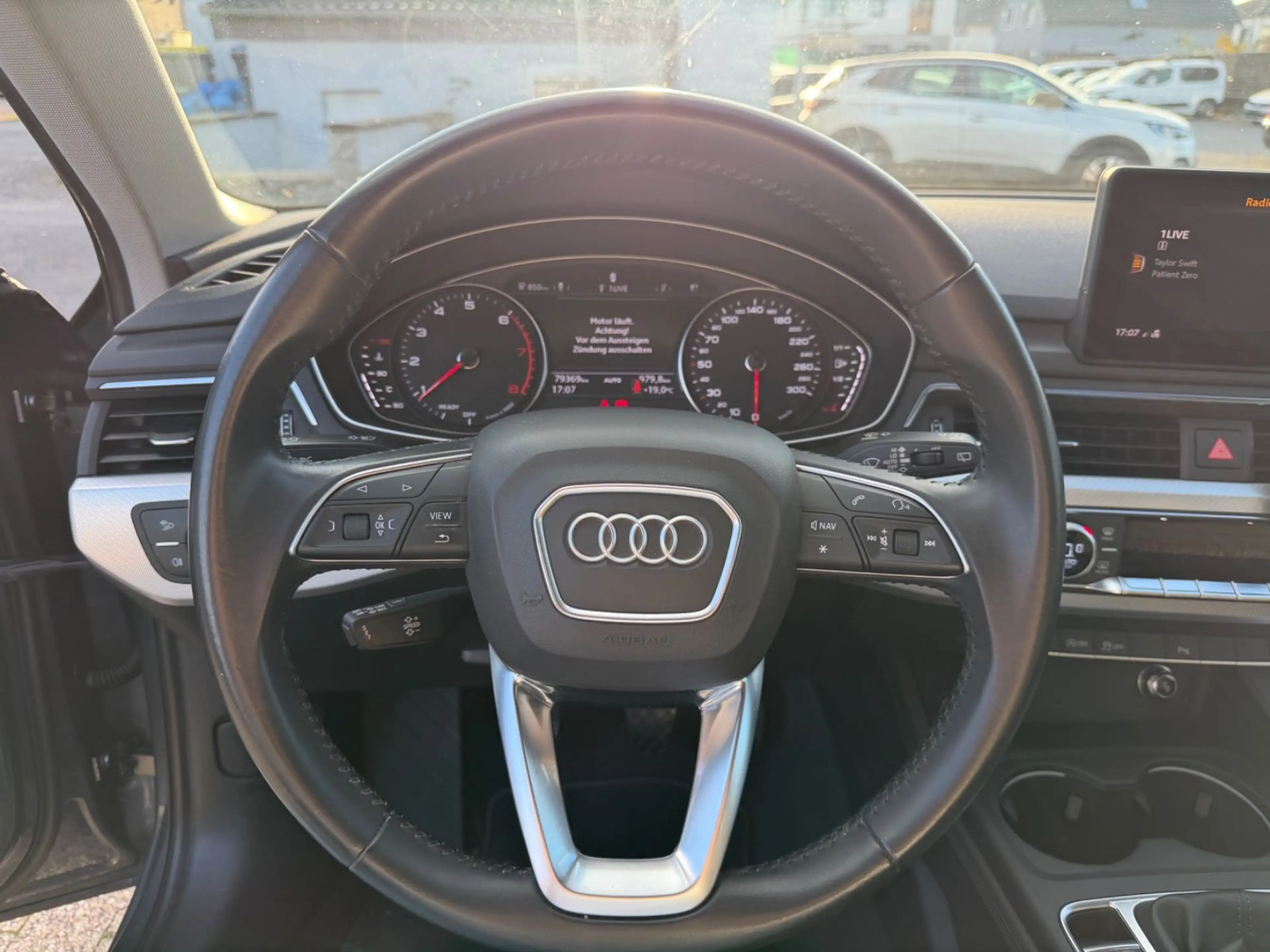 Audi A4 Avant 40 TFSI design Pano PDC MMI TEMPO — photo 13