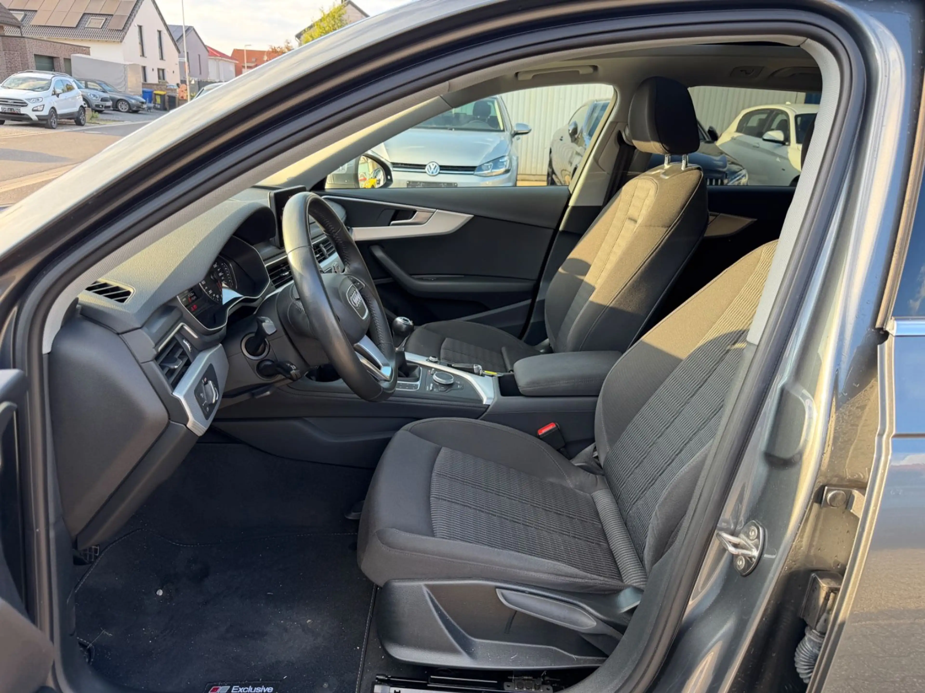 Audi A4 Avant 40 TFSI design Pano PDC MMI TEMPO — photo 11
