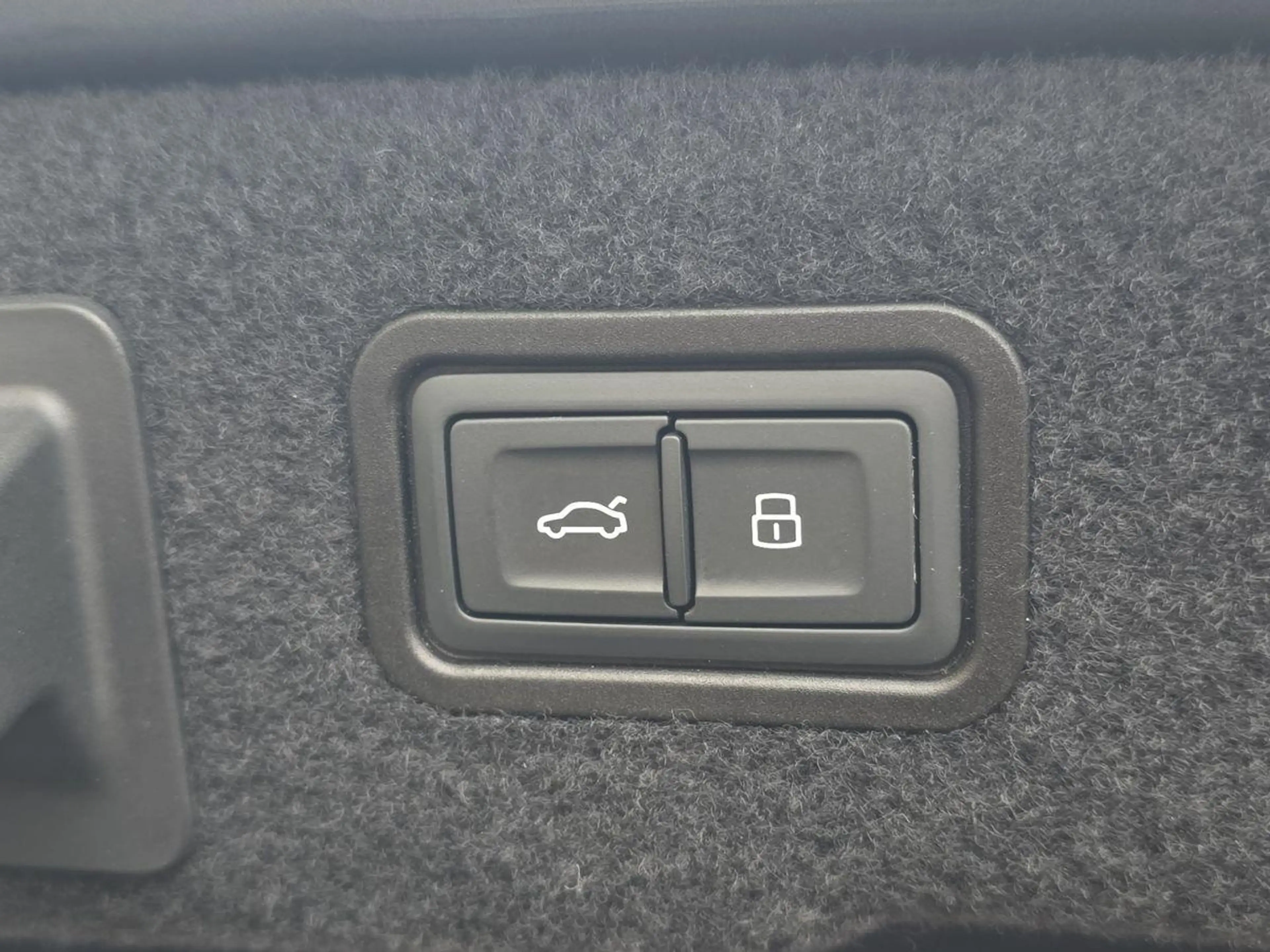 Audi A8 L 50 TDI qua STNDHZ LASER 4xSITZBLF/MASSAGE SOUND — photo 7