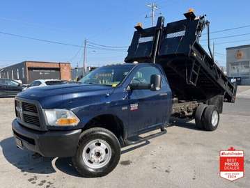 4WD-V8 HEMI-11 FOOT DEL DUMP BOX-1 OWNER-CERTIFIED
