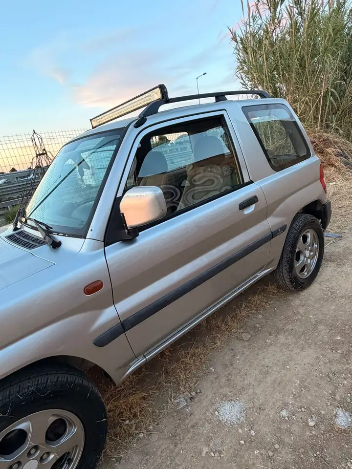 Mitsubishi Pajero Pinin, foto 4