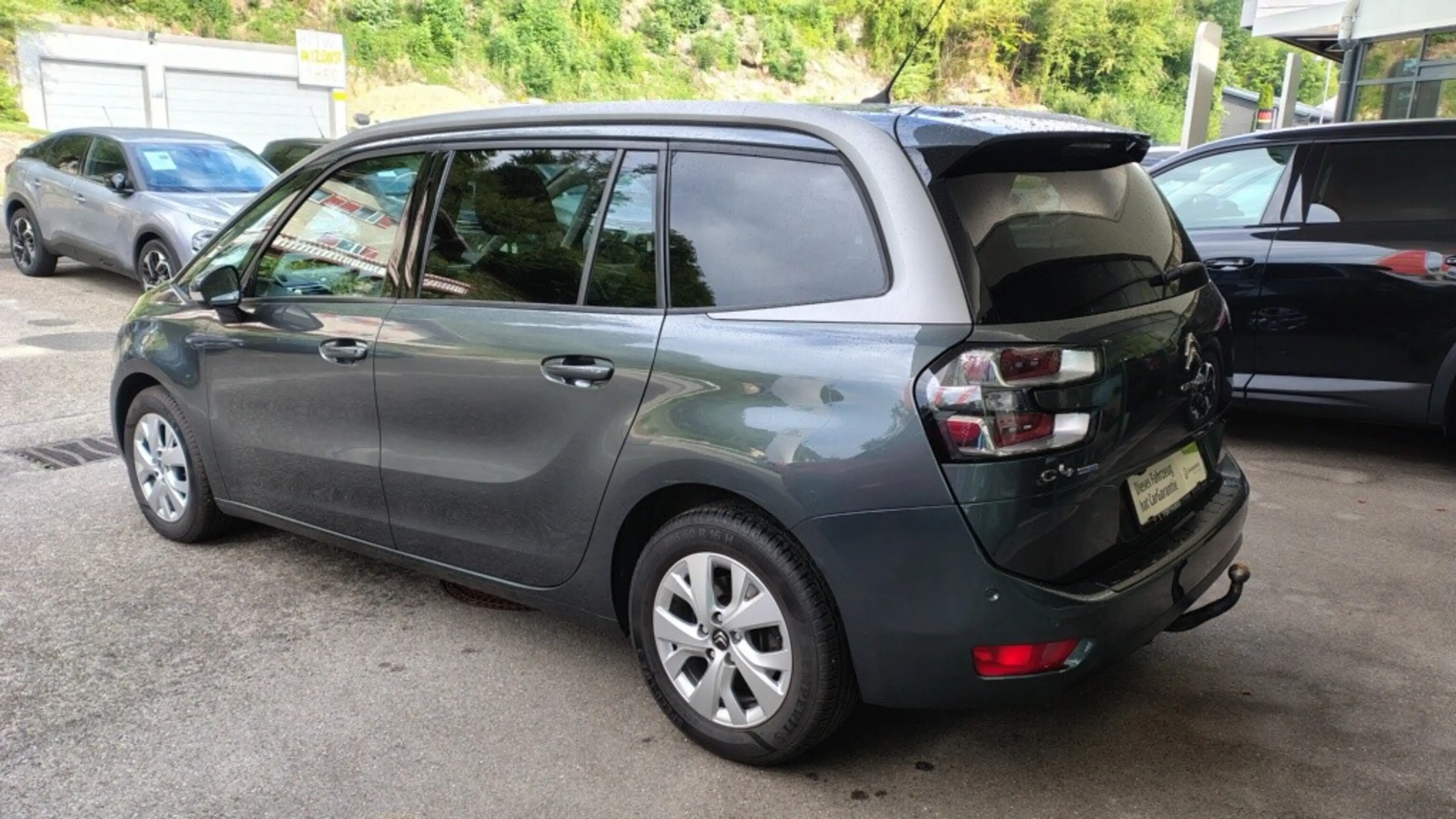 Citroen Grand C4 Picasso BlueHDi 120 S&S EAT6 Intensive — photo 4
