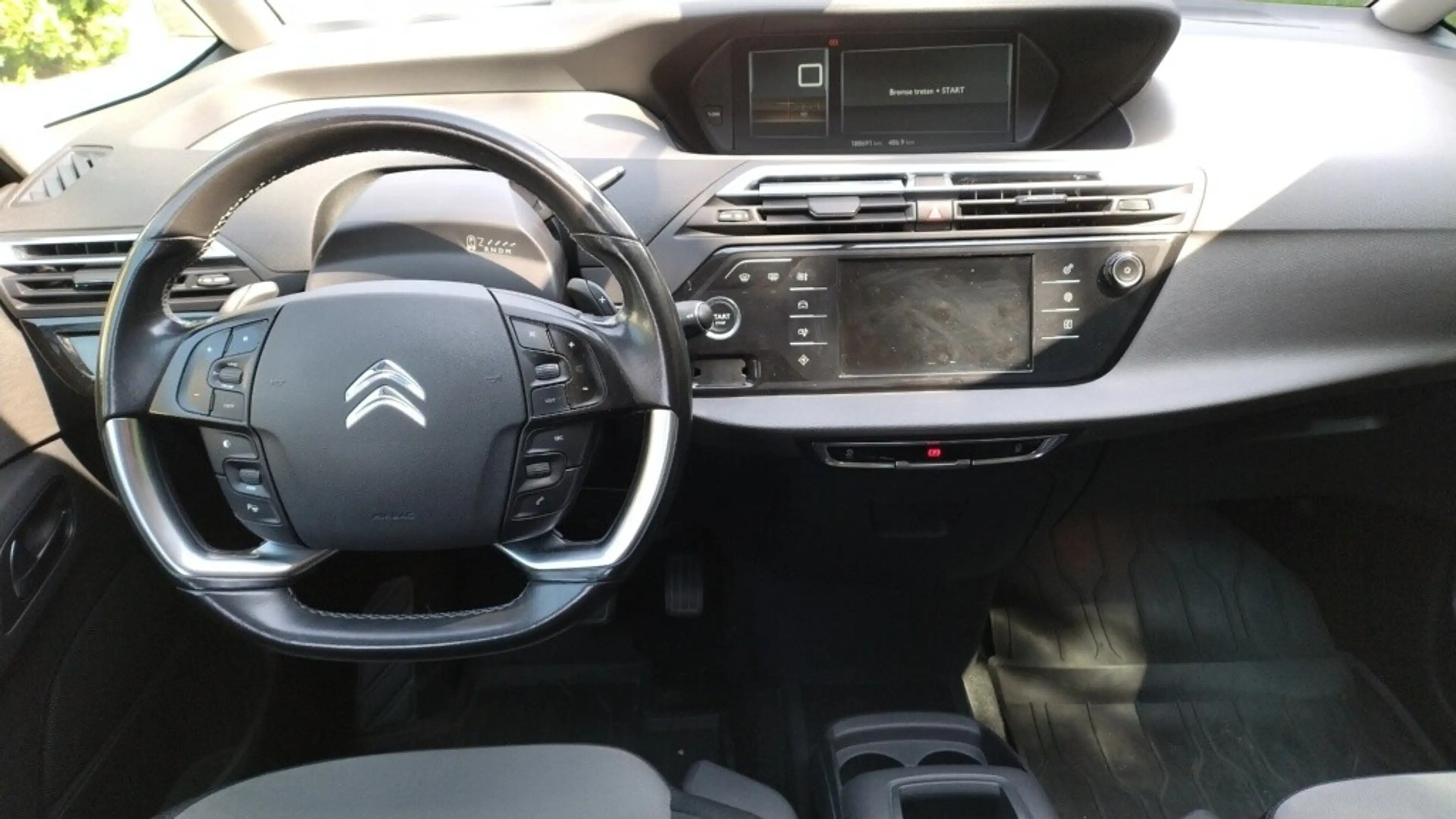 Citroen Grand C4 Picasso BlueHDi 120 S&S EAT6 Intensive — photo 8