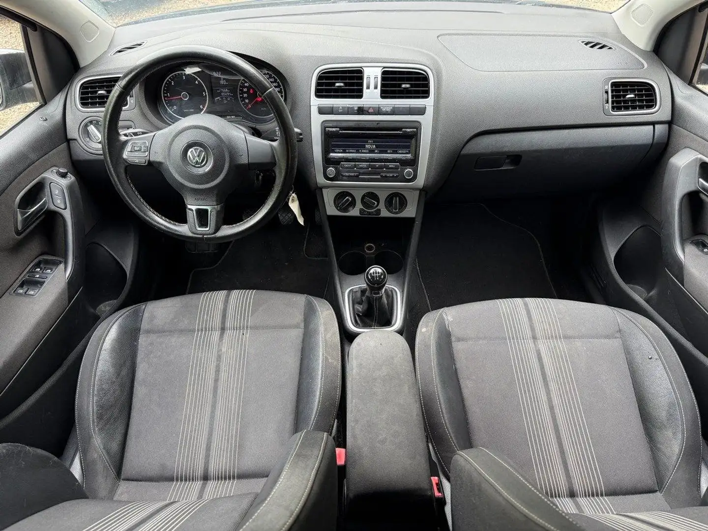 Volkswagen Polo V 1.6 TDi 90cv Comfortline Noir - 2