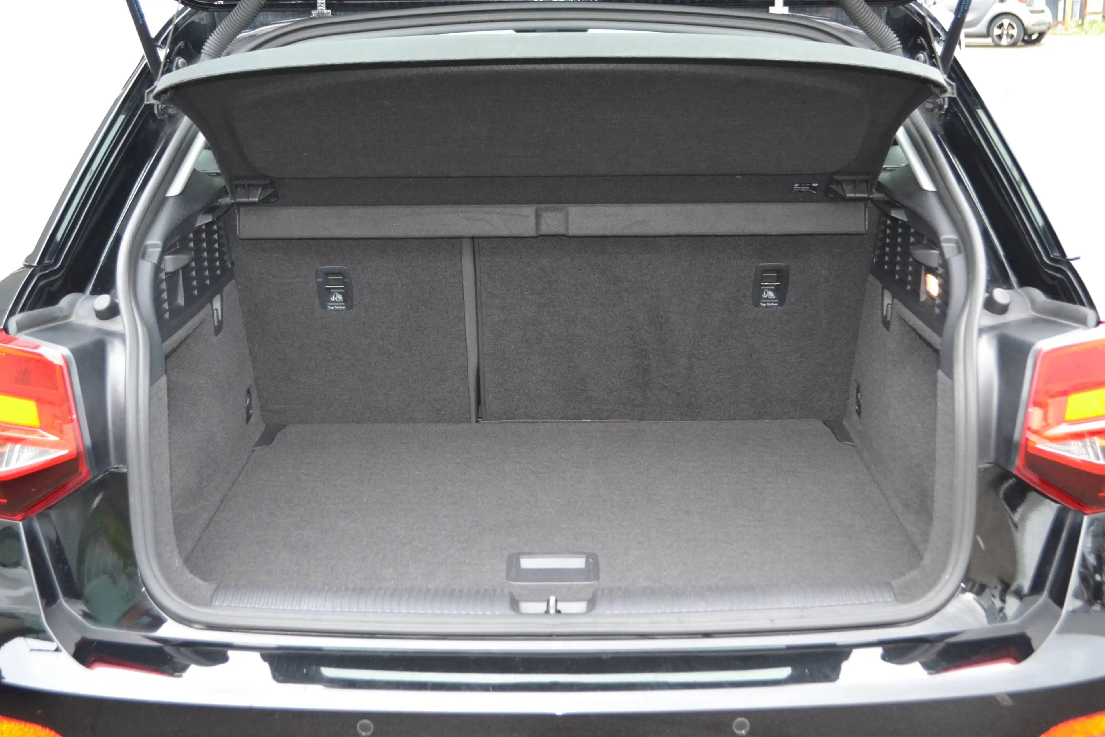 Audi Q2 Q2 1.0 TFSI *6Gang*NAVI*ALU* — photo 11