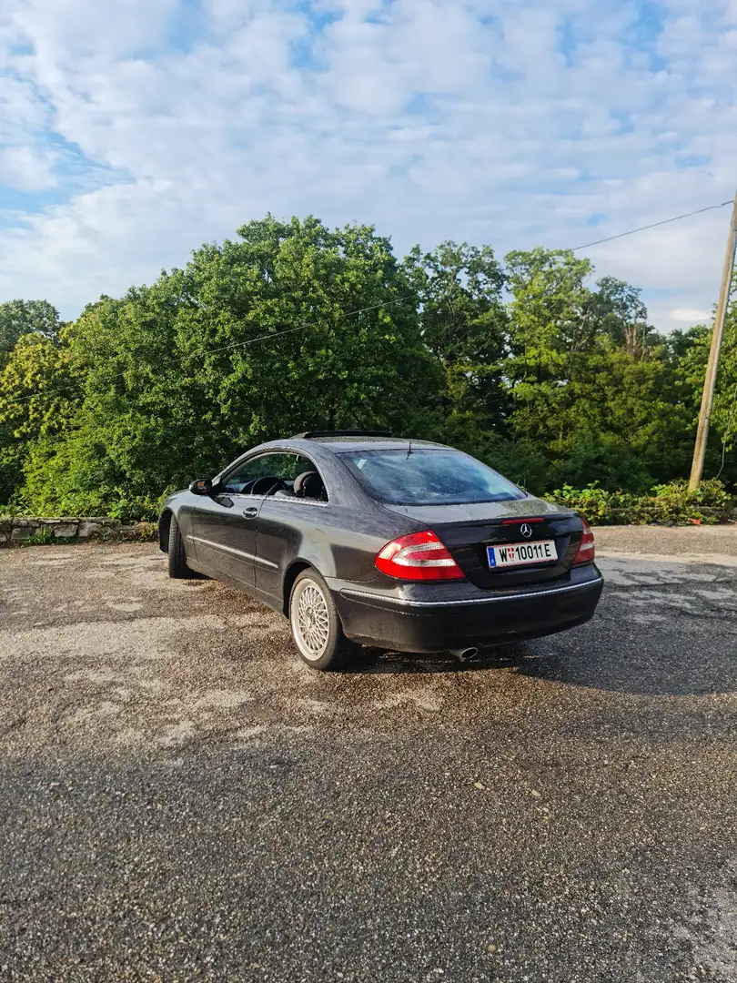 Mercedes-Benz CLK 240 Coupe Avantgarde - 2