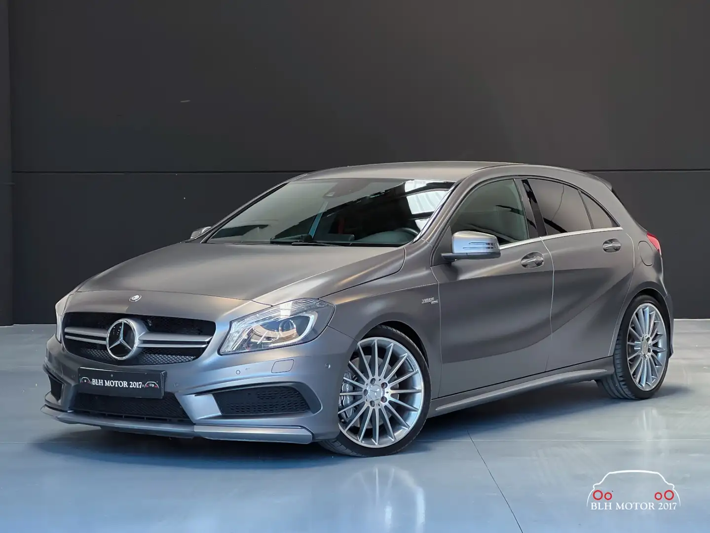 Mercedes-Benz A 45 AMG 4Matic 7G-DCT Gri - 1
