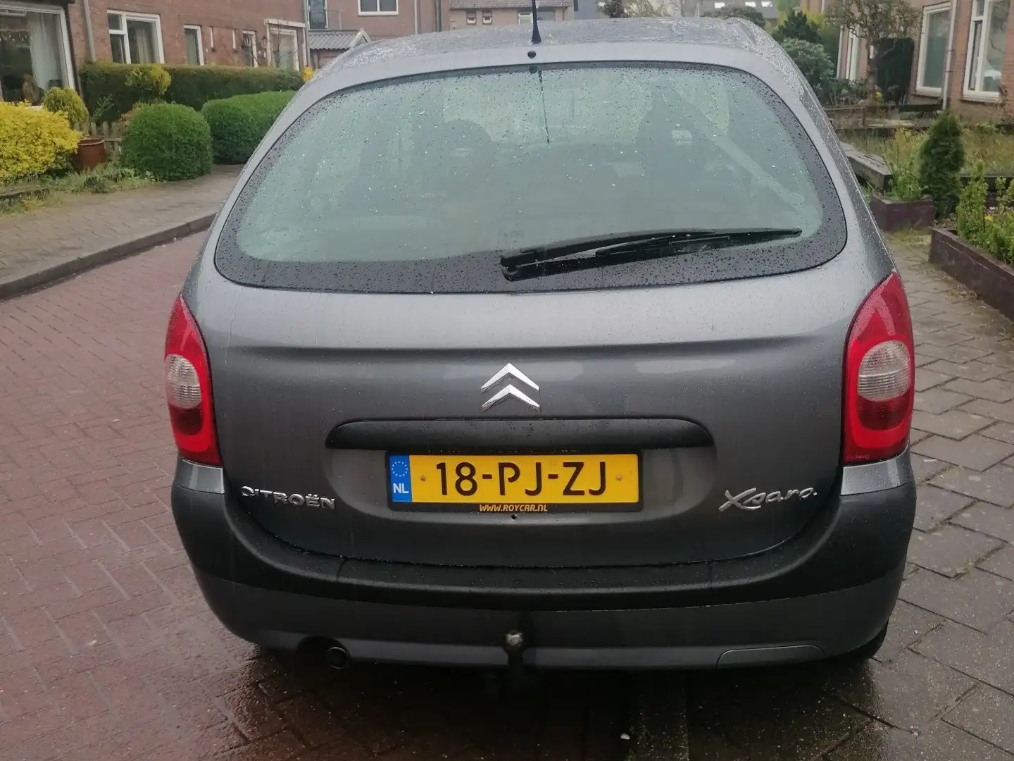 Citroen Xsara Picasso 1.8i-16V Gris - 2