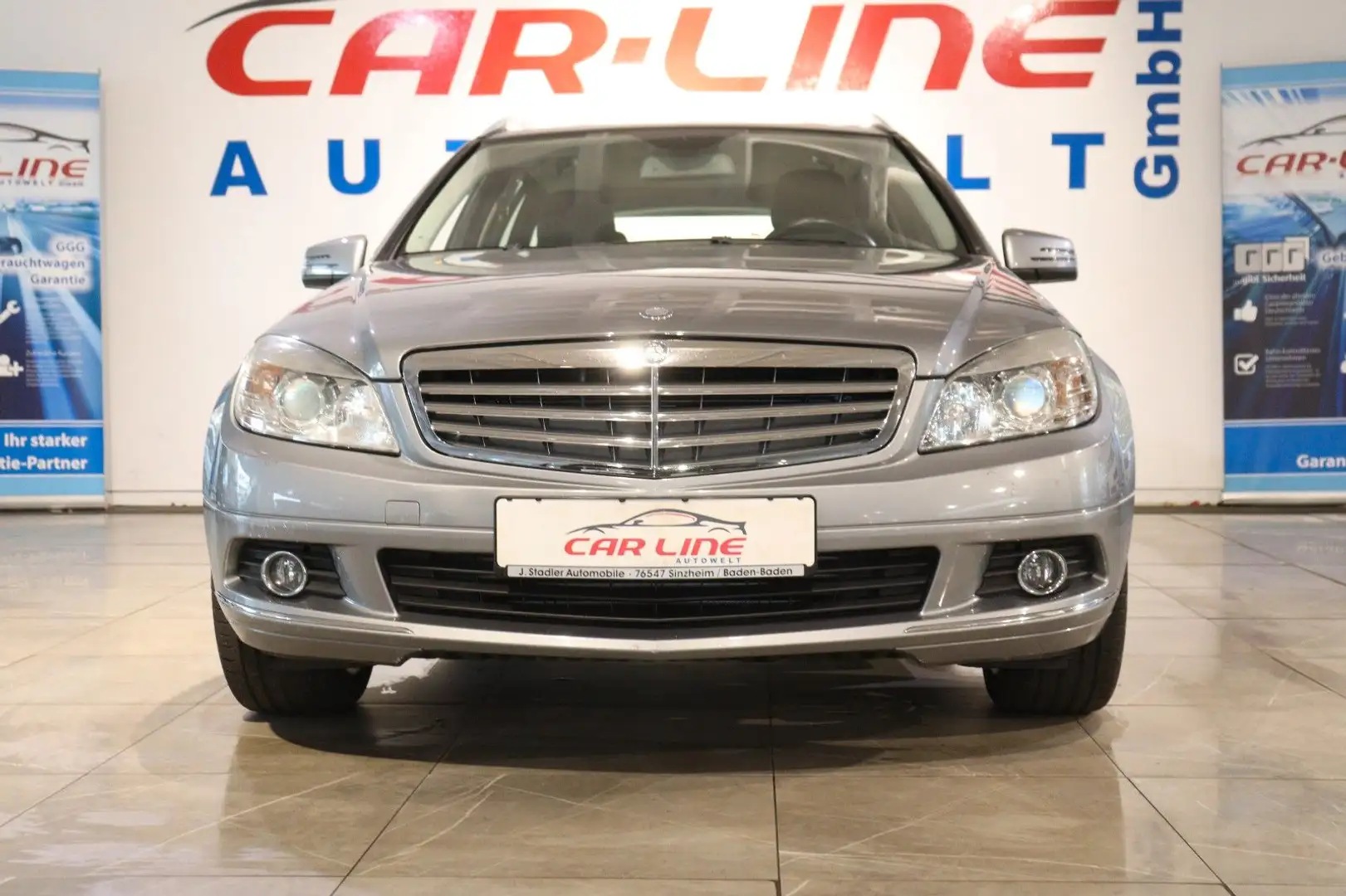 Mercedes-Benz C 180 T T-Modell BE *Automatik*SHZ*Tempomat* Stříbrná - 2