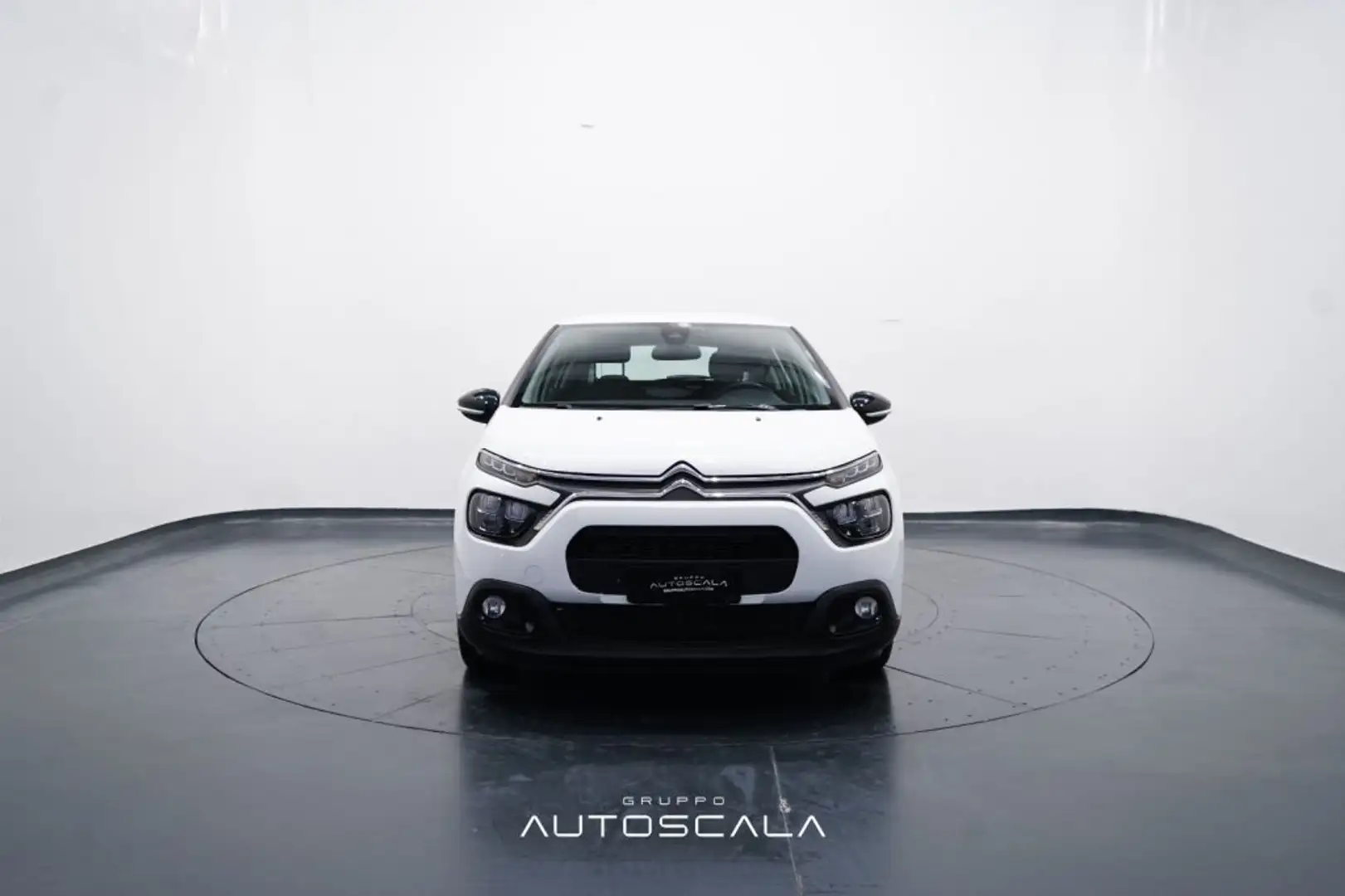 Citroen C3 1.2 PureTech 83cv S&S Business Bianco - 2