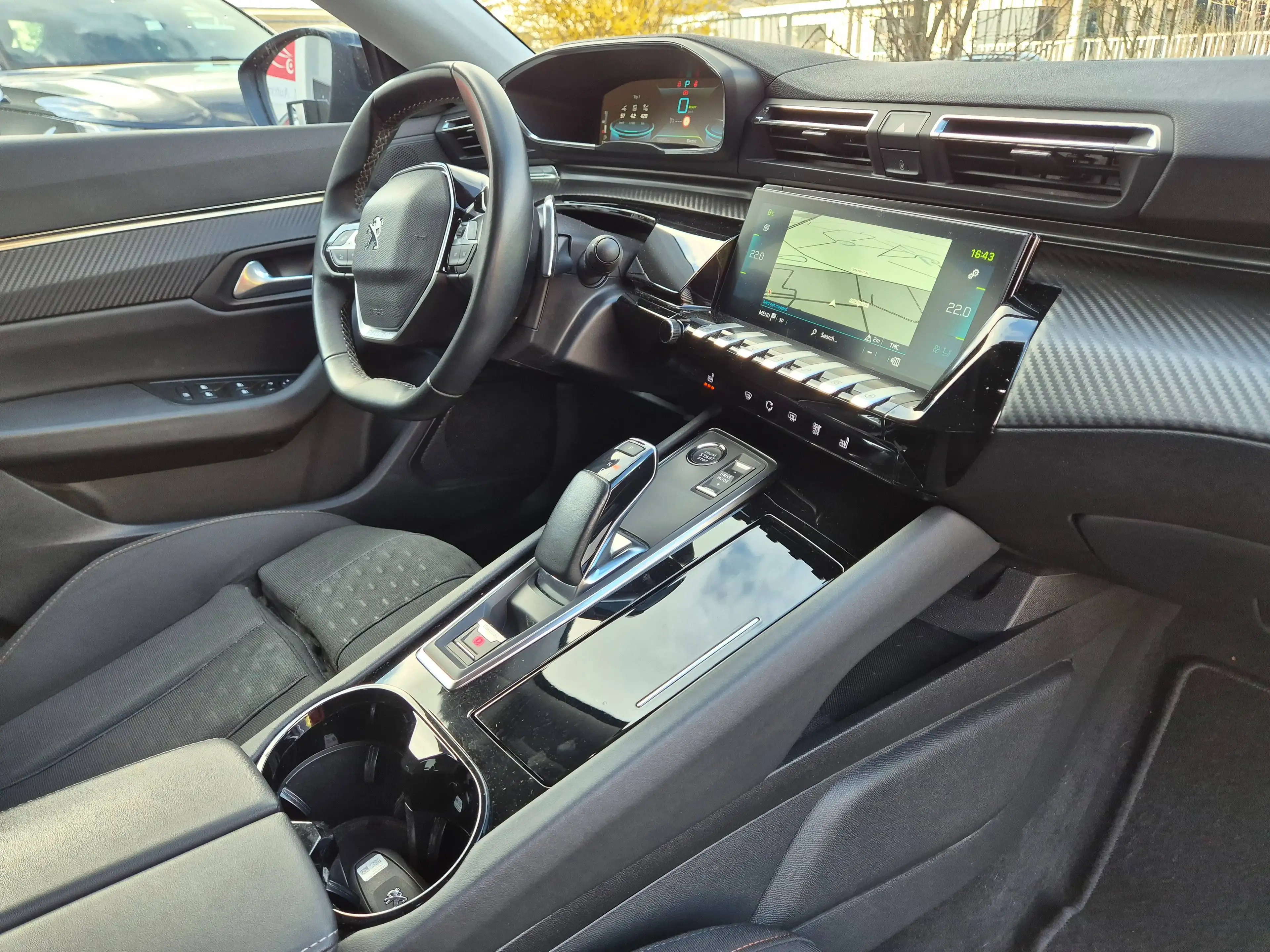 Peugeot 508 1.6 // PHEV HYBRID 225 // e-EAT8 // 2022 ! — photo 9