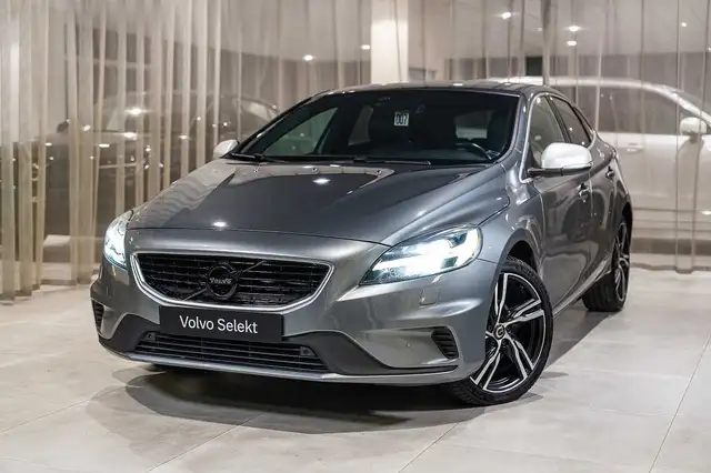 Volvo V40 R-Design D2
