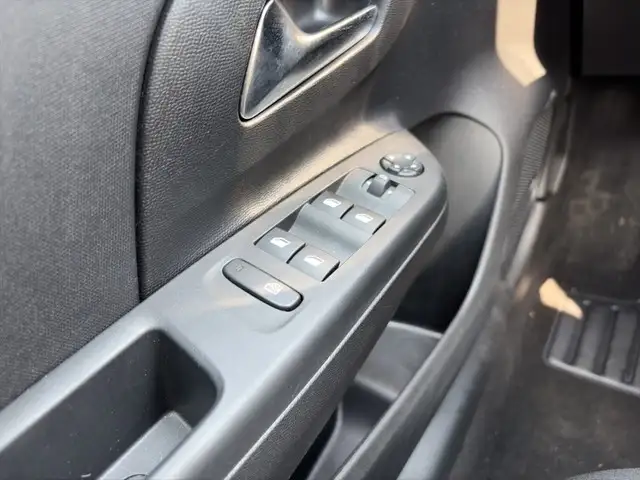 Opel Corsa view 14