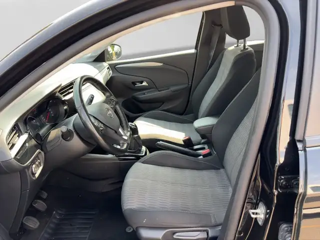 Opel Corsa view 8
