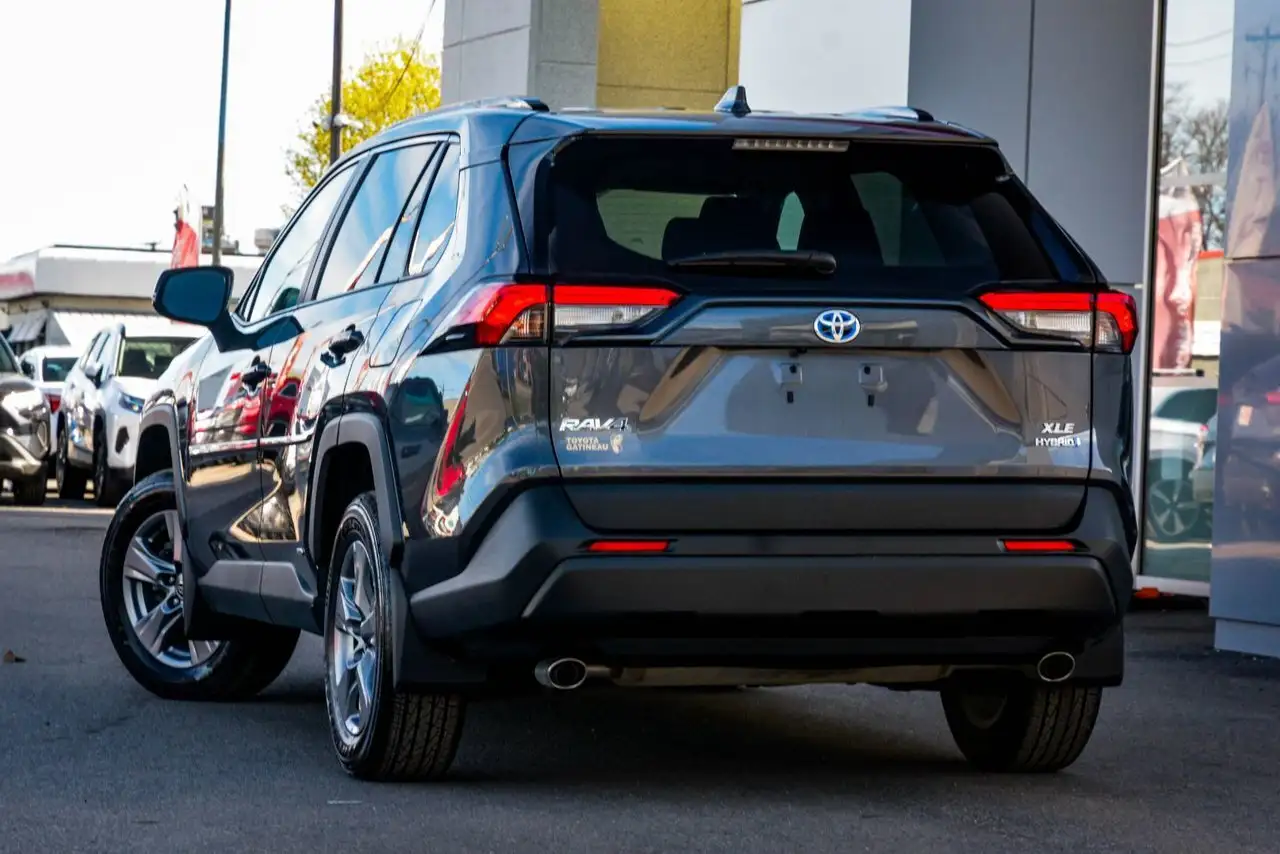 Toyota RAV 4 снимка Toyota RAV 4