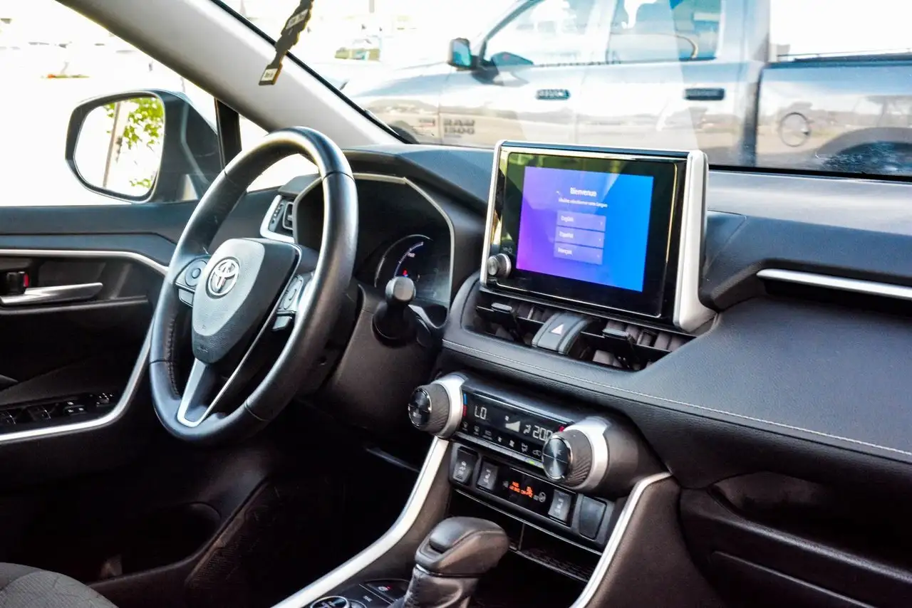 Toyota RAV 4 снимка Toyota RAV 4